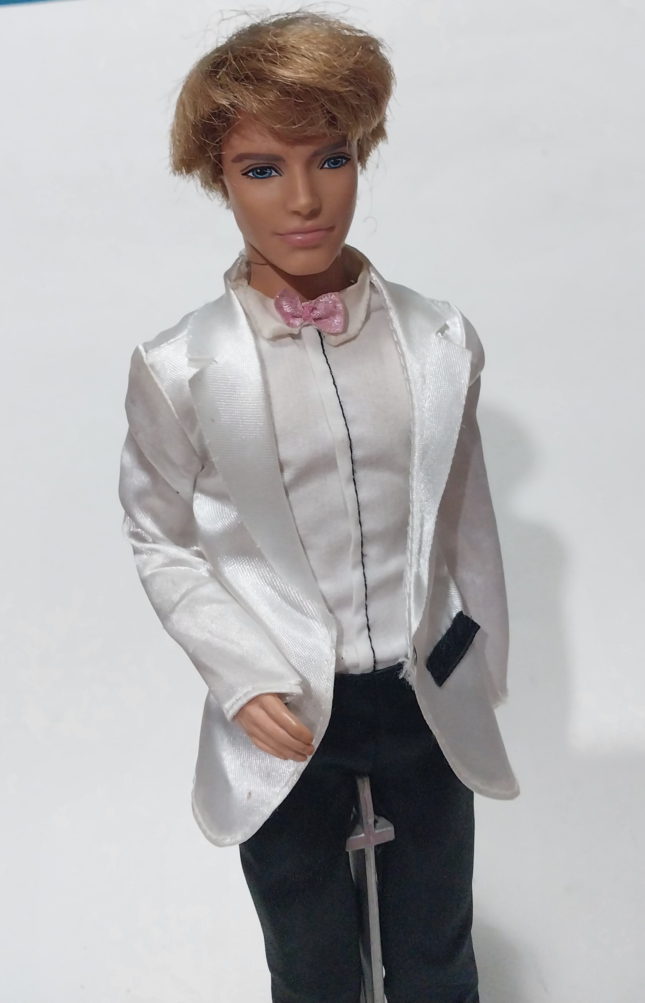 มีหลายภาพ ไม่รวมฐาน ,ตุ๊กตาบาร์บี้ผู้ชาย เคน รุ่นมีผม ใส่ชุดแต่งงาน เจ้าบ่าว ของแท้แมทเทล 2010,12 นิ้ว