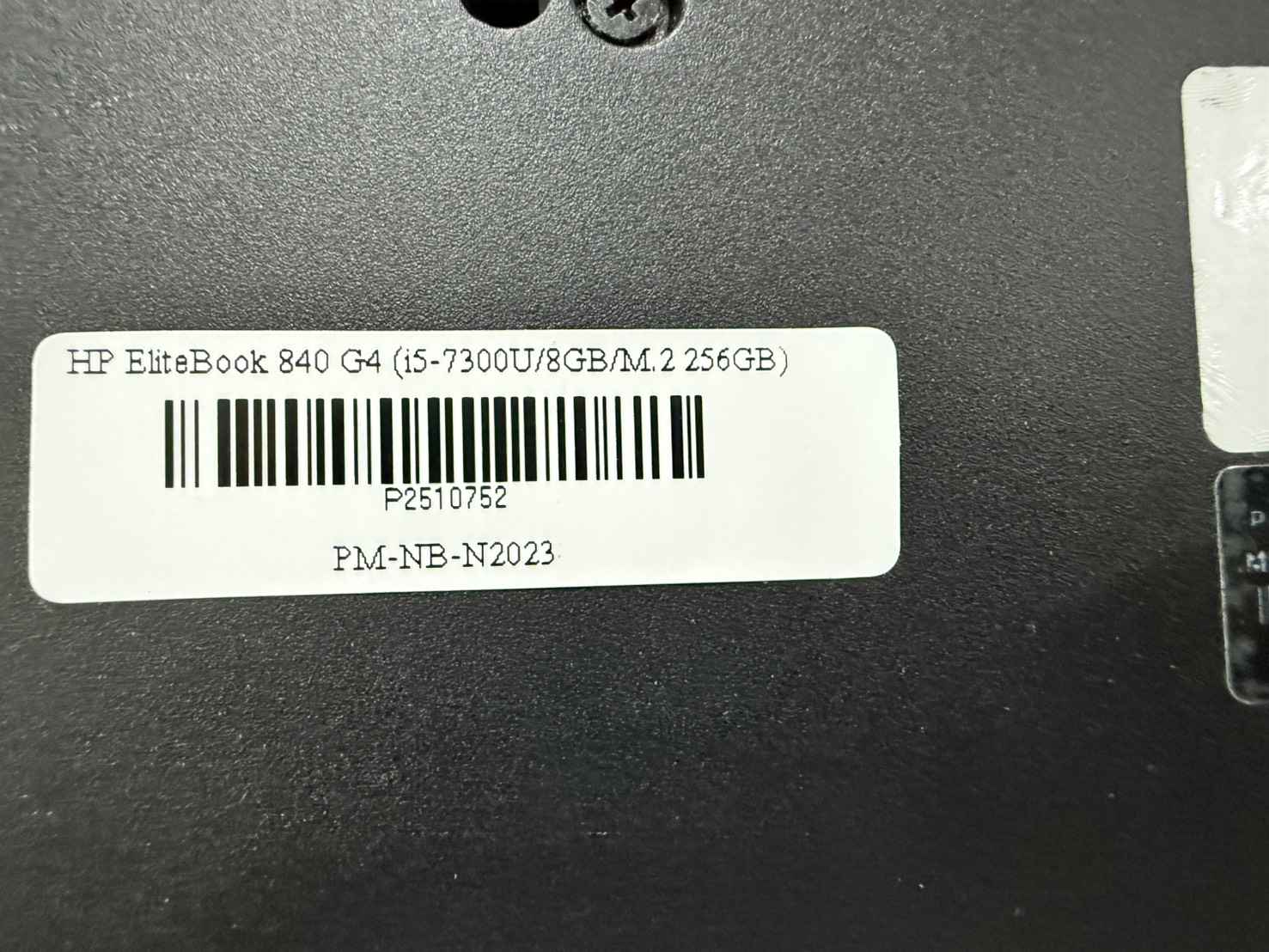 Notebook HP EliteBook 840 G4 (i5-7300U/8GB/M.2 256GB) ไม่มี Adapter แบตเสื่อม จอ Bright ขอบยางเสื่อม