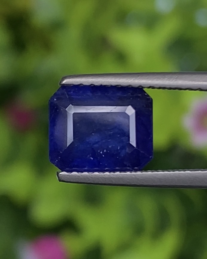 ไพลิน (Blue Sapphire) 2.49 กะรัต (Cts.) พลอยแท้ อัญมณีมงคลประจําวันเกิด เครื่องประดับพลอย