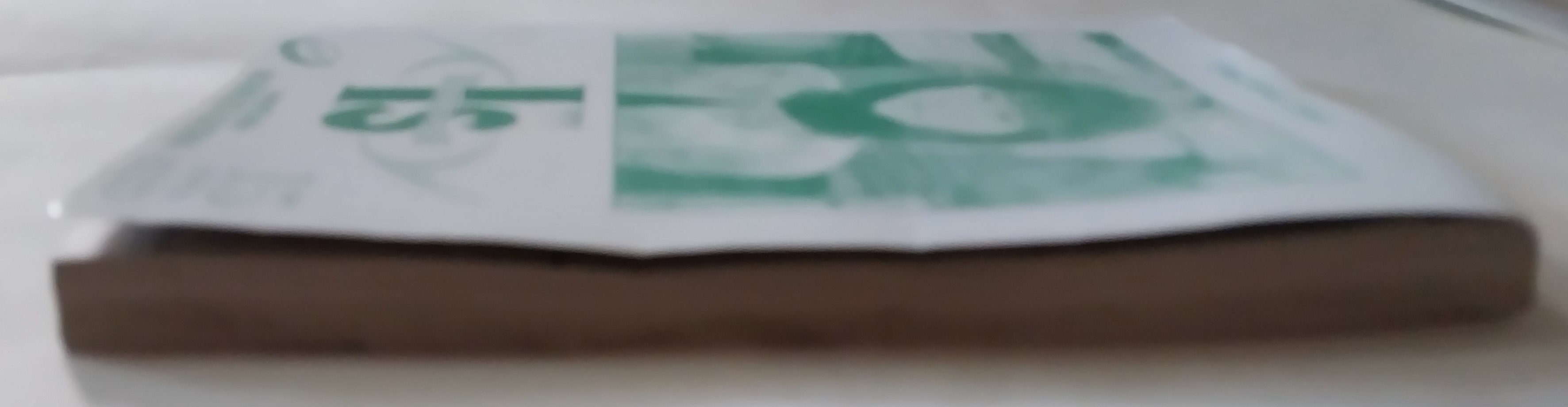 หนังสือการ์ตูนสำหรับ 18+ **มีตำหนิตามภาพ จากสยามอินเตอร์คอมมิกส์ "IS'' ไอส์ " เล่มอวสาน โดย Masakazu Kasura มาซาคาซึ มัตสีระ