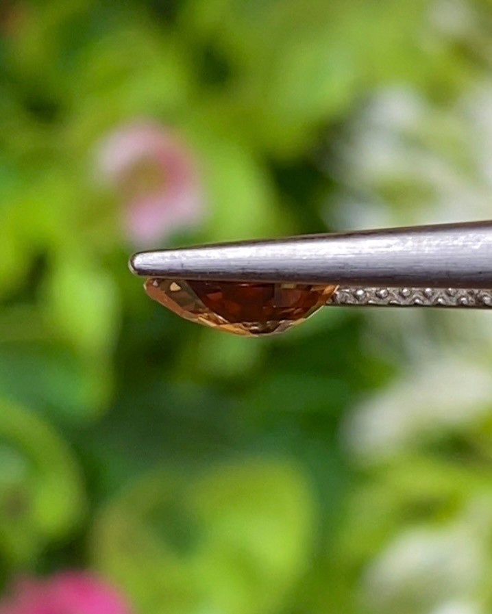 พลอย เพทาย (Zircon) 1.17 กะรัต (Cts.) พลอยแท้ อัญมณีมงคลประจําวันเกิด เครื่องประดับพลอย