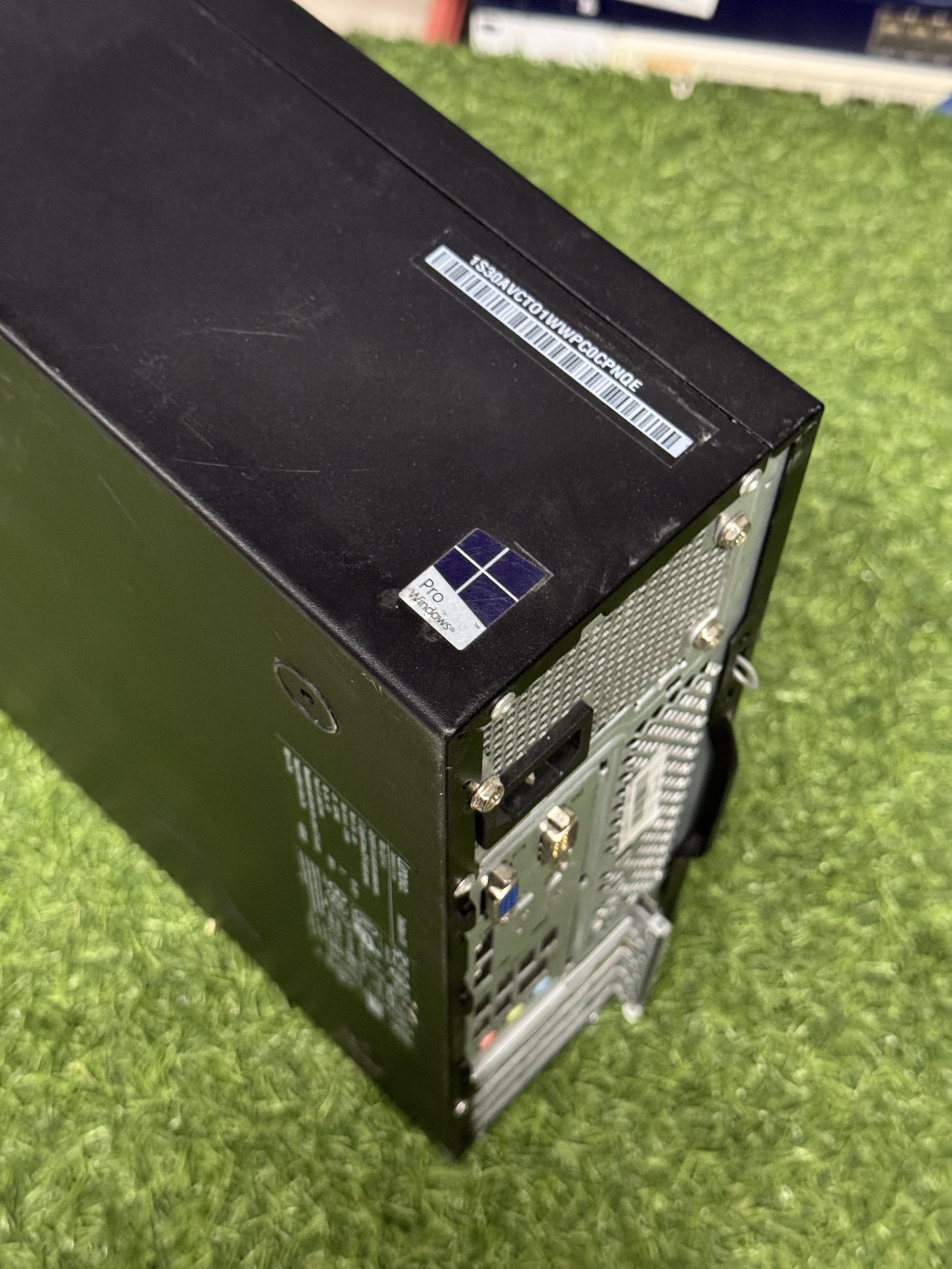 PC Lenovo ThinkStation P310 SFF Cpu i5-6500 Ram 8 GB SSD 120 GB