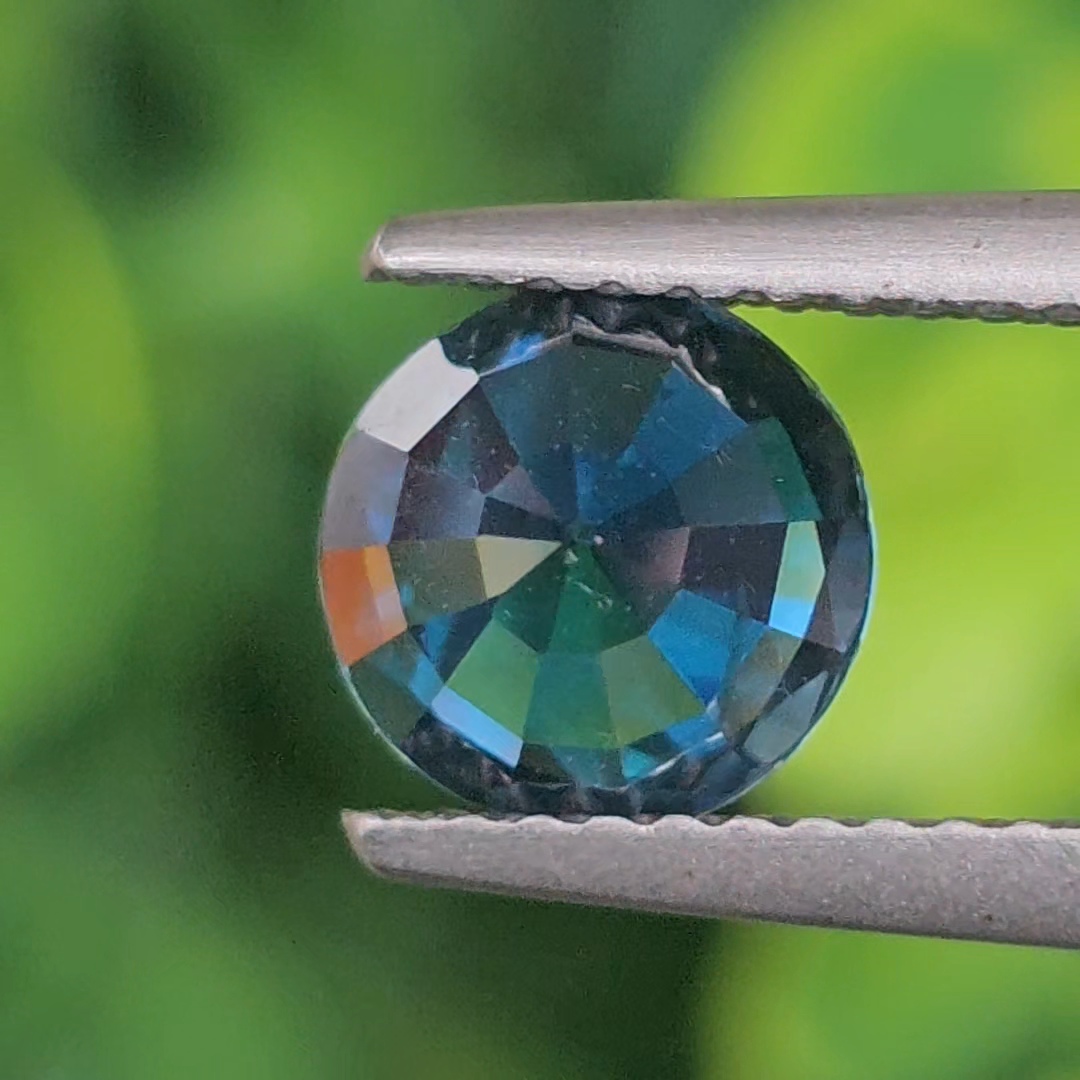 พลอย เพทาย Natural Zircon 1.93 กะรัต (Cts.) พร้อมใบเซอร์ พลอยแท้อัญมณีมงคล ประจําวันเกิด เครื่องประดับพลอย