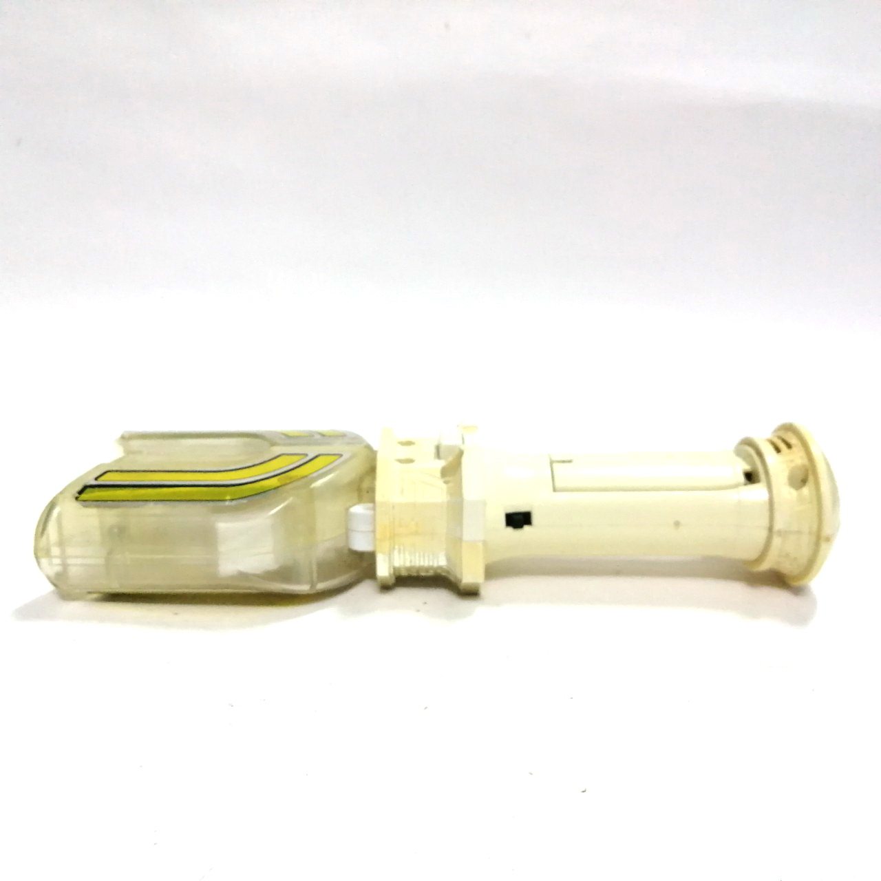 สปาร์คเลนน์ ( spark lens) อุปกรณ์แปลงร่าง** สภาพพอใช้ ผ่านการใช้งาน รังถ่านมีสนิมและสปริงที่รังถ่านหักหนึ่งข้าง แต่ชิ้นส่วนยังอยู่และใส่ถ่านใช้งานได้ "อุปกรณ์แปลงร่างของอุลตร้าแมนทีก้า" พิจารณาก่อนซื้อ