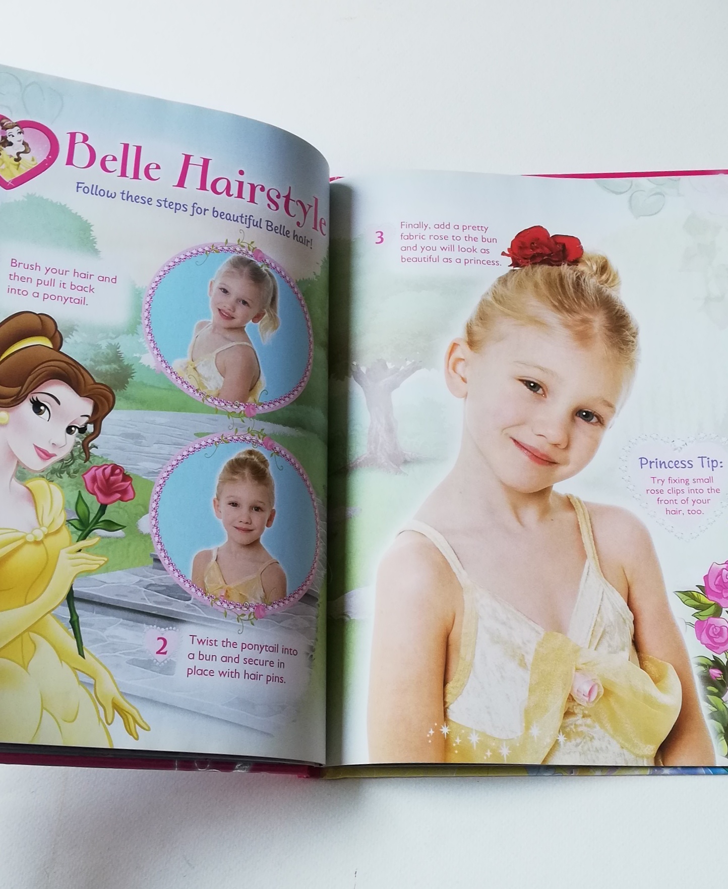 มีหลายภาพ,หนังสือภาพสวย เล่มใหญ่ ปกแข็ง นิทานและเกมส์ เจ้าหญิงดิสนีย์ ภาษาอังกฤษ Disney Princess Annual 2010 :- สโนไวท์ ออโรร่า ซินเดอเรลล่า แอเรียล แบลล์ และ จัสมิน จาก อลาดิน