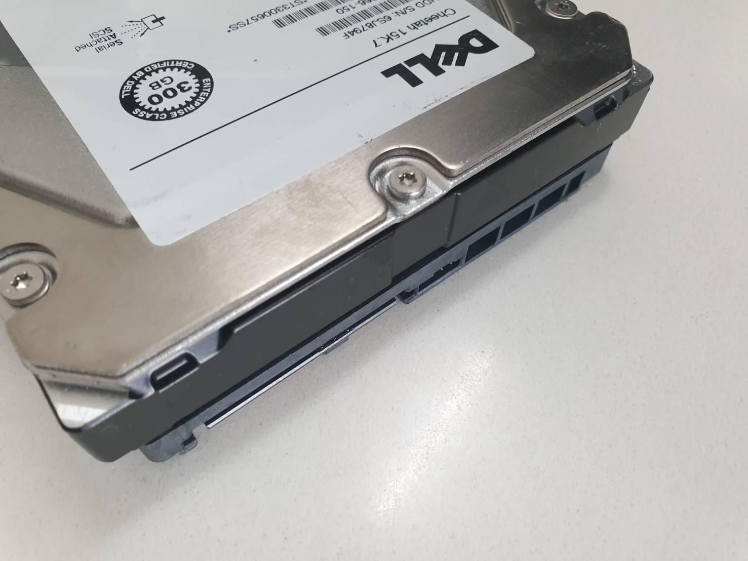 Dell Sas 300 15K 9FL066-150