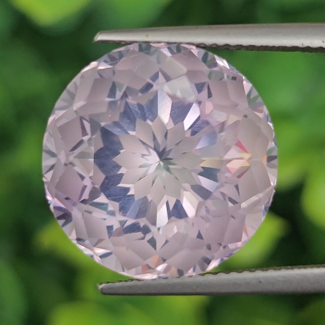 พลอย ลาเวนเดอร์ ควอตซ์ Lavender Quartz 27.72 กะรัต (Cts.) พลอยแท้ อัญมณีมงคลประจําวันเกิด เครื่องประดับพลอย