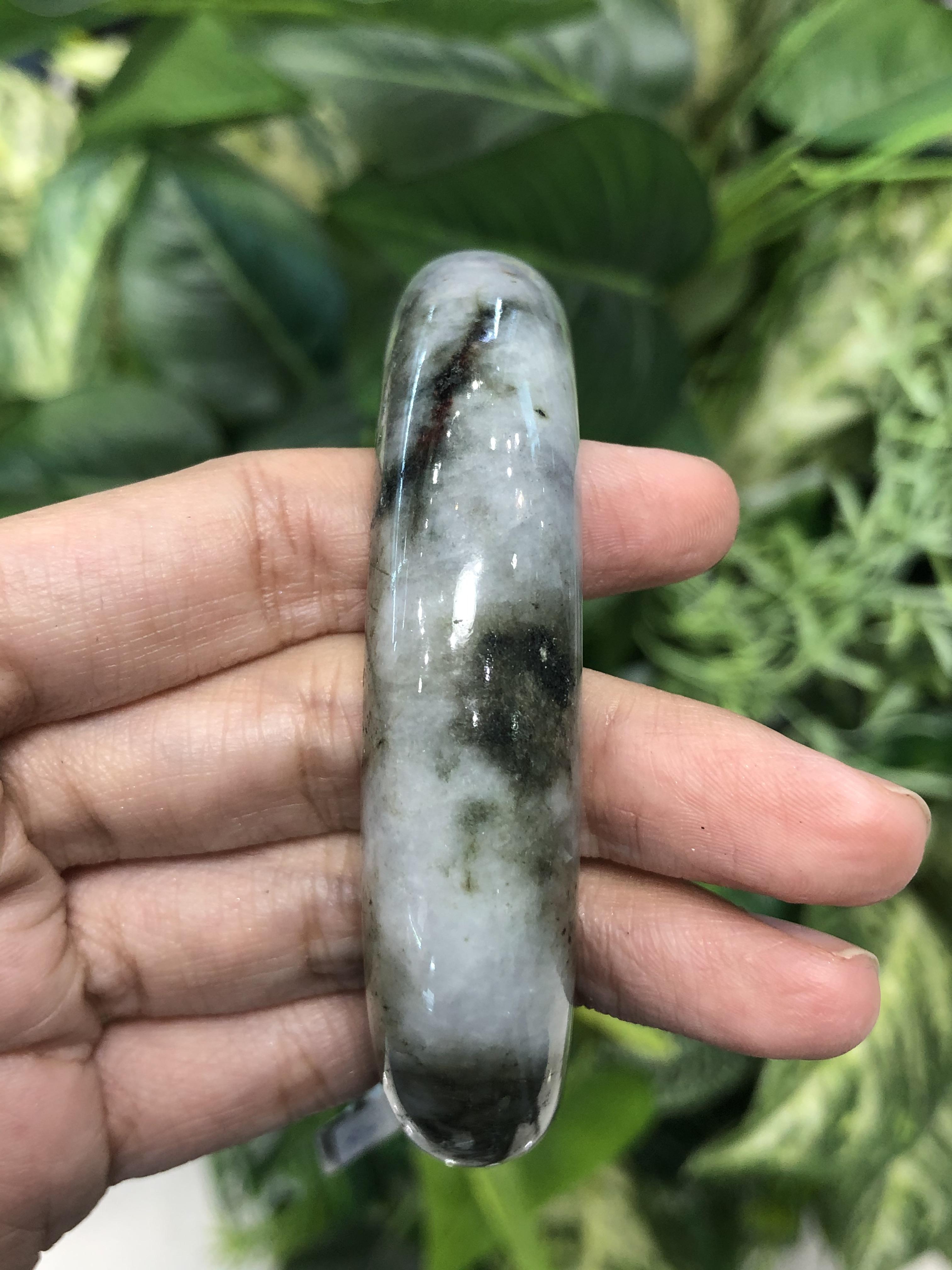 J05C0051 หยก พม่า แท้ Jade กำไลหยก 60 มม (Jade bracelet) พม่า (Myanmar)