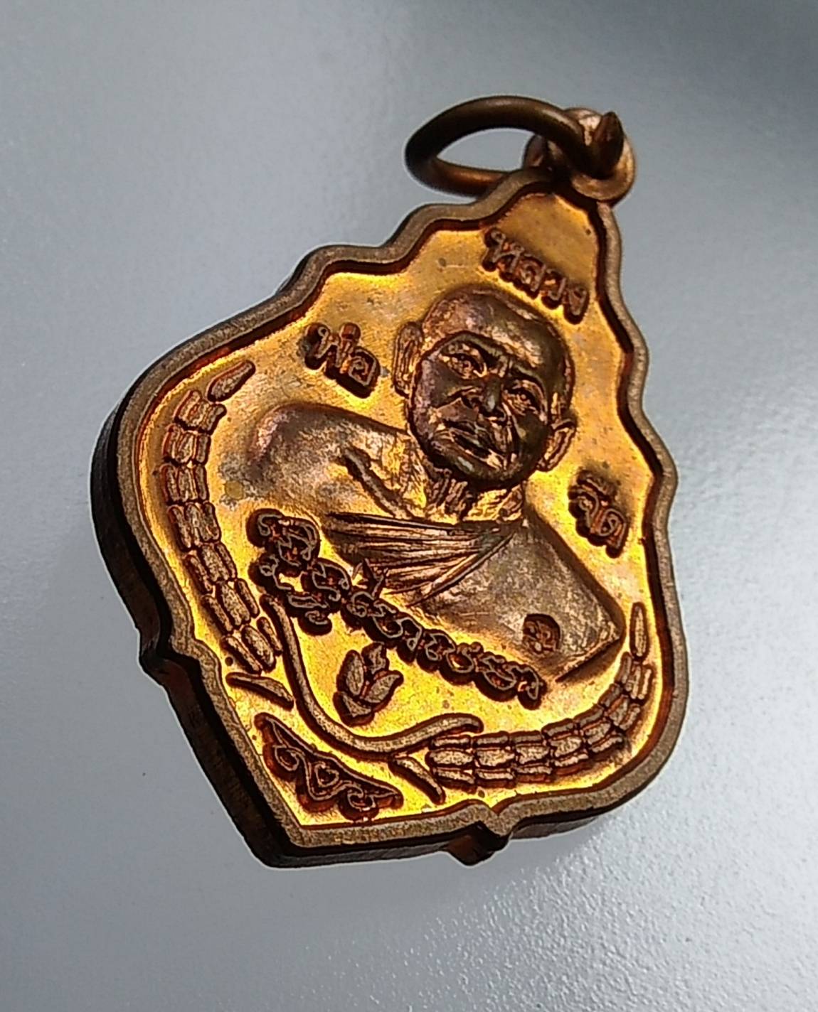 A834 หลวงพ่อจืด สวนปฏิบัติธรรมโพธิ์เศรษฐี จ.นครปฐม หลังตัวต่อเงินต่อทอง