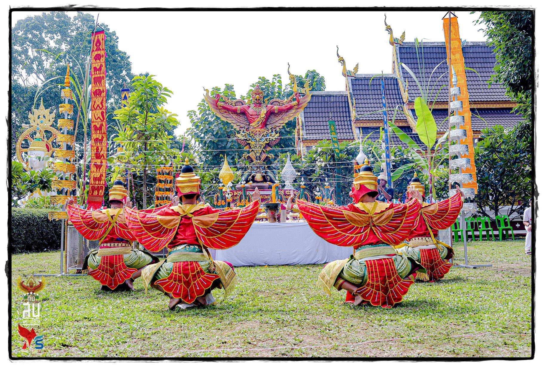 พญาครุฑมังรายศาสตร์ ขนาดตั้งหน้ารถ