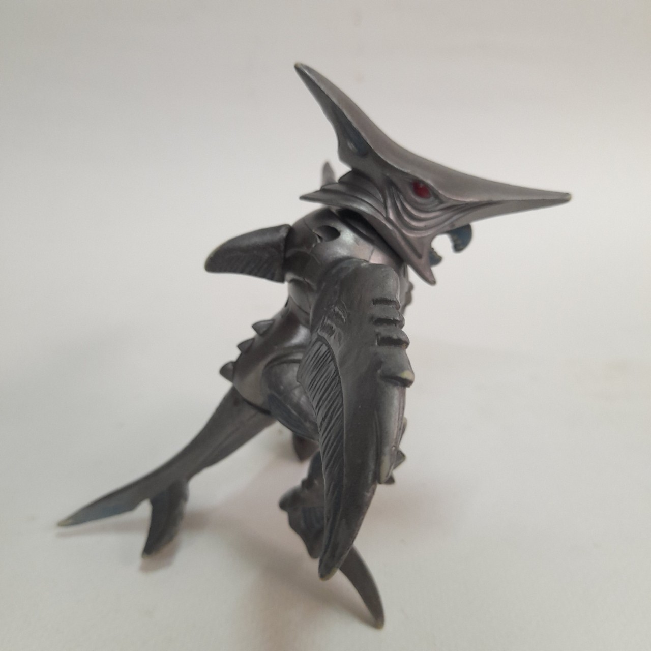 มีหลายภาพ ,จิกูร่า Zigra แอคชั่นฟิกเกอร์ ขนาด 5-5.5นิ้ว มีข้อต่อขยับได้หลายส่วน ซิกร้า สัตว์ประหลาด จาก กาเมร่า งานของ เทรนส์มาสเตอร์ ค่อนข้างหายาก มือสองสภาพดี มีรอยบ้าง