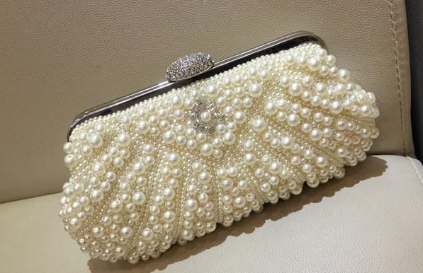 พร้อมส่ง Evening Clutch กระเป๋าออกงาน แต่งมุกทั้งใบ&คริสตัลหรู มาพร้อมสายสะพายสั้น/ยาว