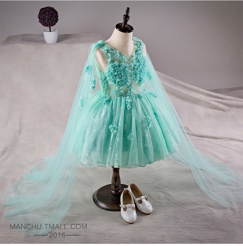 Pre-order ชุดราตรีเด็ก ชุดออกงาน ชุดกระโปรง สไตล์เจ้าหญิง แขนกุด กระโปรงฟูฟ่อง แต่งดอกไม้ เชือกผูกหลัง สำเนา