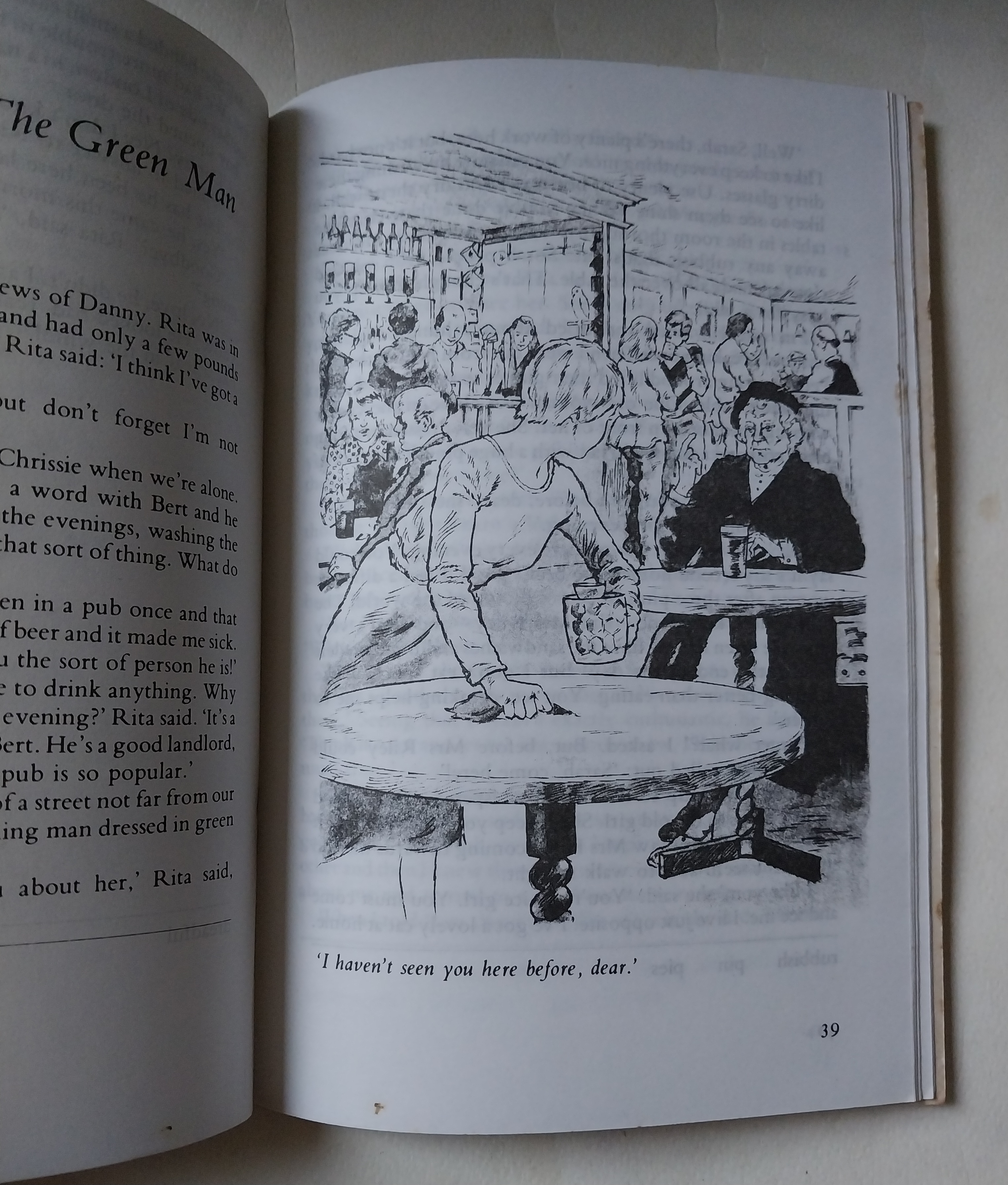 มีหลายภาพ,*มีรอยบ้างตามภาพ,หนังสือภาษาอังกฤษอ่านนอกเวลาภาพสวย #Chrissie โดย GEORGIANA MELROSE Published byTHE MACMILLAN PRESS LIMITED London and Basingstoke Companies and representatives throughout the world ISBN O 333 2S422 8