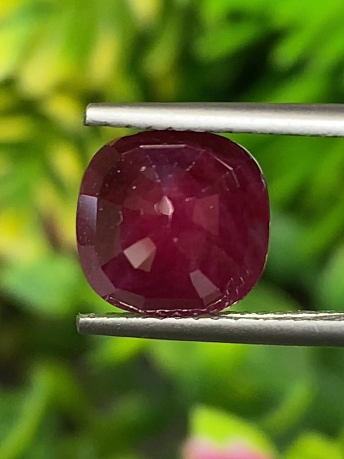 พลอย ทับทิม พม่า (Burmese Ruby Sapphire) 4.07 กะรัต พร้อมใบเซอร์ พลอยแท้ อัญมณีมงคลประจําวันเกิด เครื่องประดับพลอย