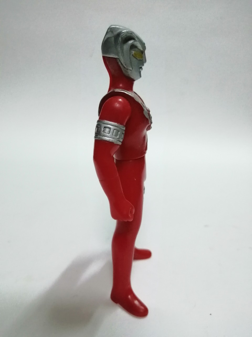 อุลตร้าแอสตร้า 5 นิ้ว แอสตร้า เป็นน้อง อุลตร้าแมนเรโอ ที่ออกเป็นของเล่นน้อยมา ตัวนี้ขนาด5นิ้ว เป็นอีกตัวที่สัดส่วนลงตัวมาก มีครบทั้งโซ่ที่ขา และปลอกแขน อาร์มริง สภาพเก่าเก็บสะสม