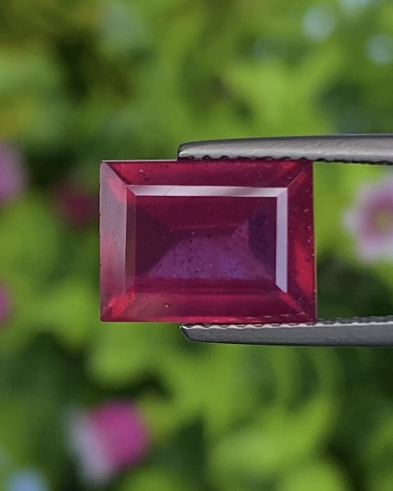 พลอย ทับทิม (Ruby Sapphire) 5.50 กะรัต (Cts.) พลอยแท้ อัญมณีมงคลประจําวันเกิด เครื่องประดับพลอย