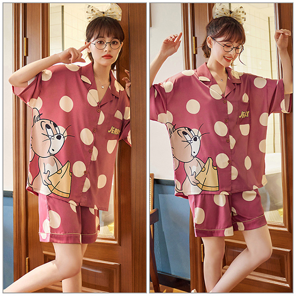 🚩พร้อมส่ง🚩ชุดนอน Silk Satin แขนสั้นขาสั้น ลายจุดน่ารัก ผ้าซาตินเกรดพรีเมี่ยม นุ่มลื่นละมุนผิว (CT116-6)