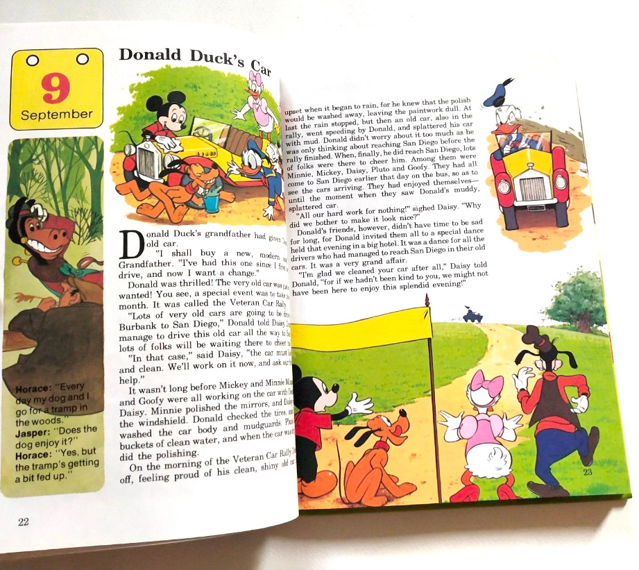 หนังสือภาพการ์ตูนดิสนีย์น่ารัก ปกแข็ง ฉบับภาษาอังกฤษ เล่าเรื่องราวของทุกวันในฤดูใบไม้ร่วง ผ่านตัวการ์ตูนจากดิสนีย์ Story a Day for every day of the year , Autumn