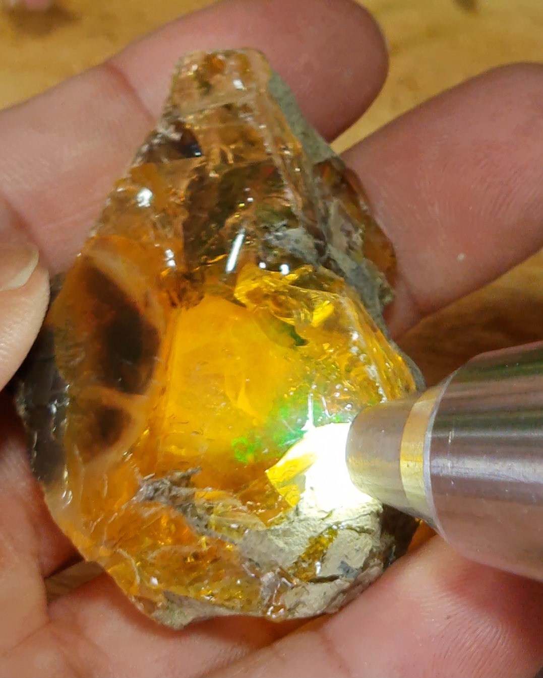 ก้อน ผลึก โอปอล Opal 40 กรัม (Grams.) พลอยแท้ อัญมณีมงคลประจําวันเกิด เครื่องประดับพลอย