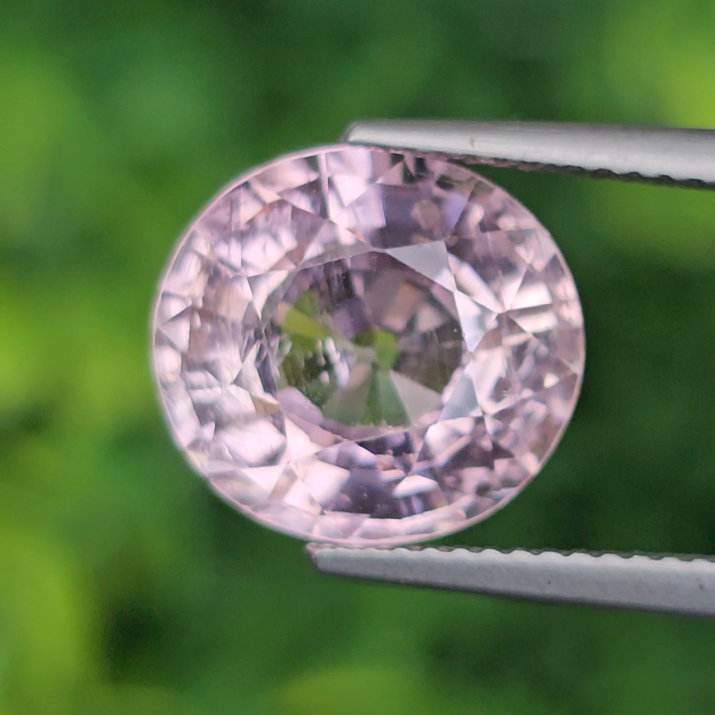 พลอย ทัวร์มาลีน Tourmaline 6.73 กะรัต (Cts.) พลอยแท้ อัญมณีมงคลประจําวันเกิด เครื่องประดับพลอย