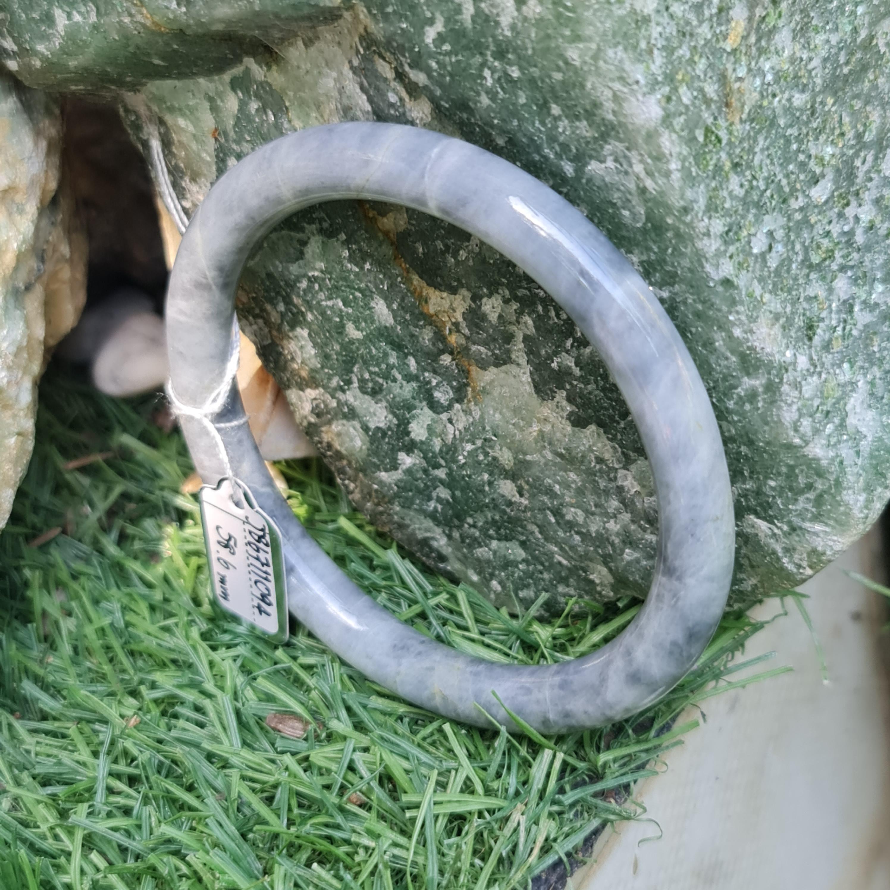 JB6711094 หยก พม่า แท้ Jade กำไลหยก 58.6 มม. (Jadeite bracelet) พม่า (Myanmar)