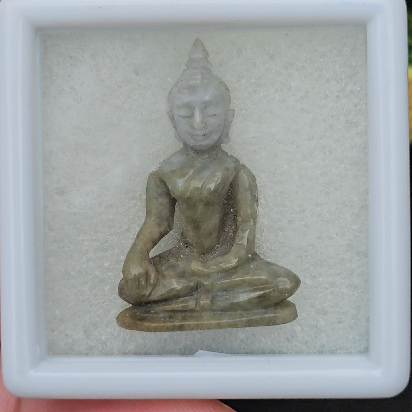 หยก แกะสลัก รูป พระ (Burmese jadeite) 19.38 กะรัต (cts.) หยก พม่า แท้