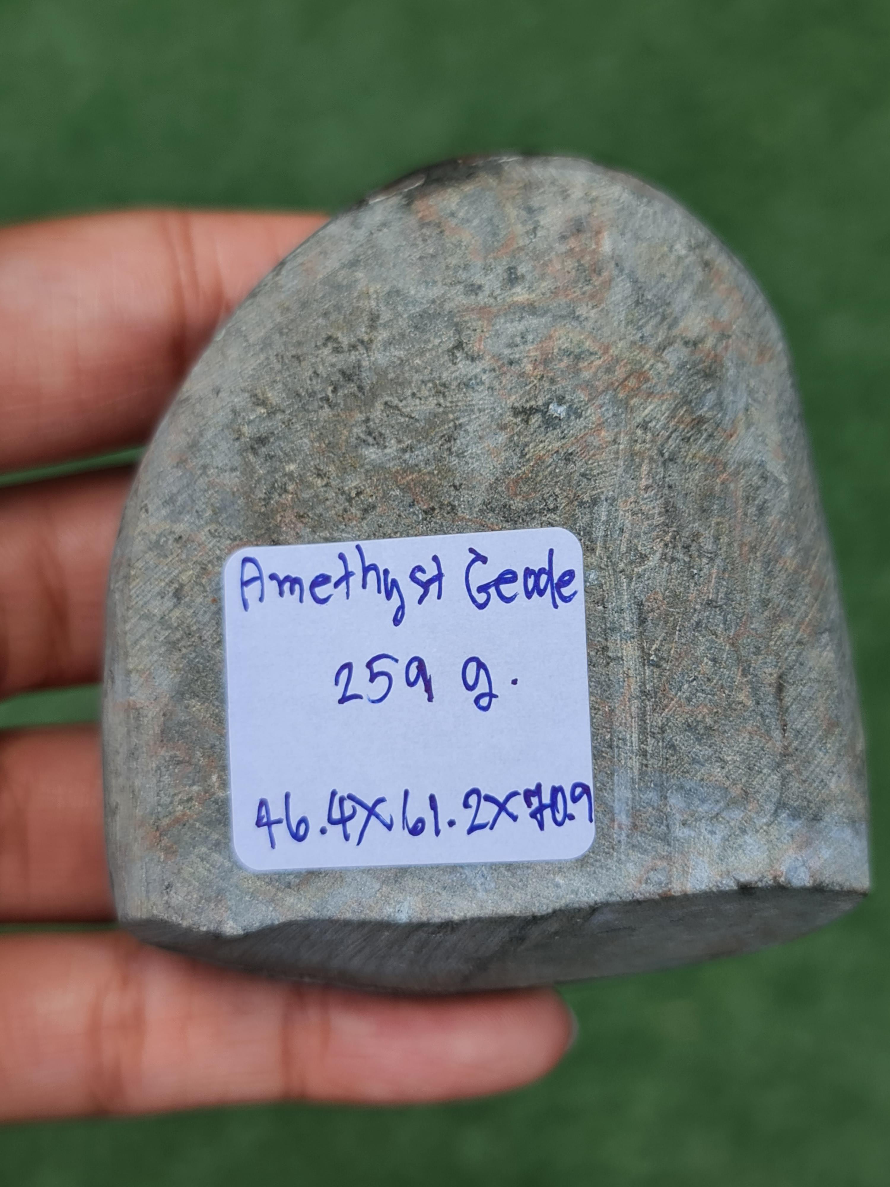 ก้อน ผลึก อเมทิส จีโอด Amethyst Geode 259 กรัม (grams.) พลอยแท้ อัญมณีมงคลประจําวันเกิด เครื่องประดับพลอย