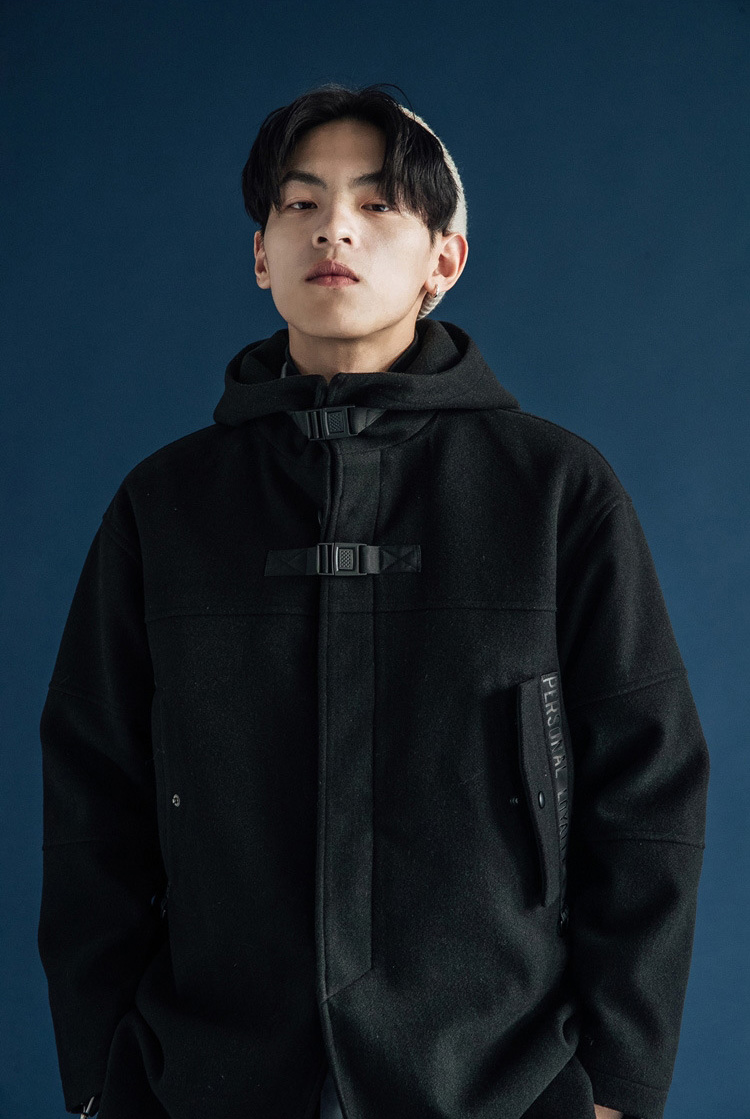 เสื้อโค้ทผ้าวูลกันหนาวผู้ชาย มีฮู้ด ทรงโอเวอร์ไซส์ (10250MM)