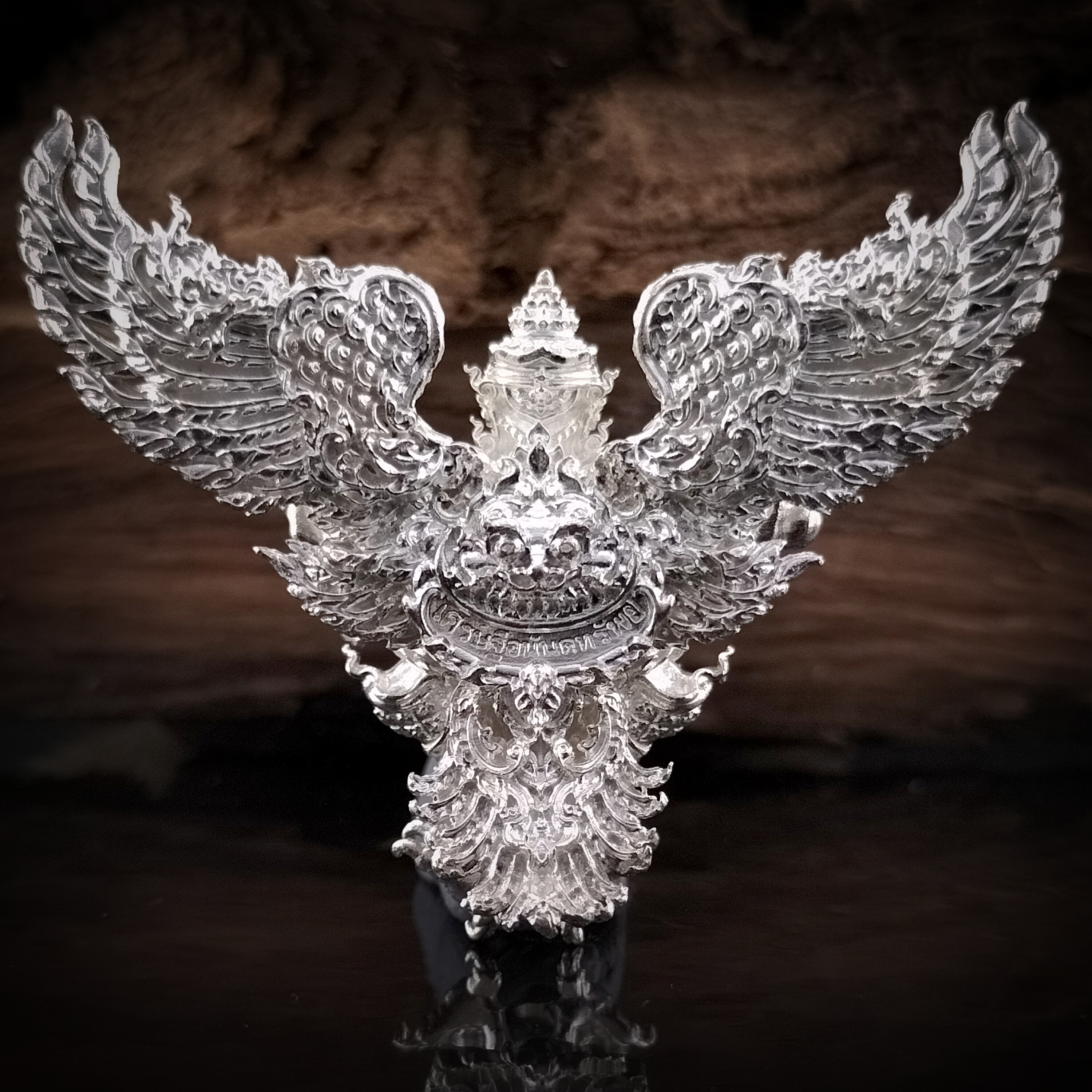 พญาครุฑมังรายศาสตร์ รุ่น เศรษฐีอนันตทรัพย์