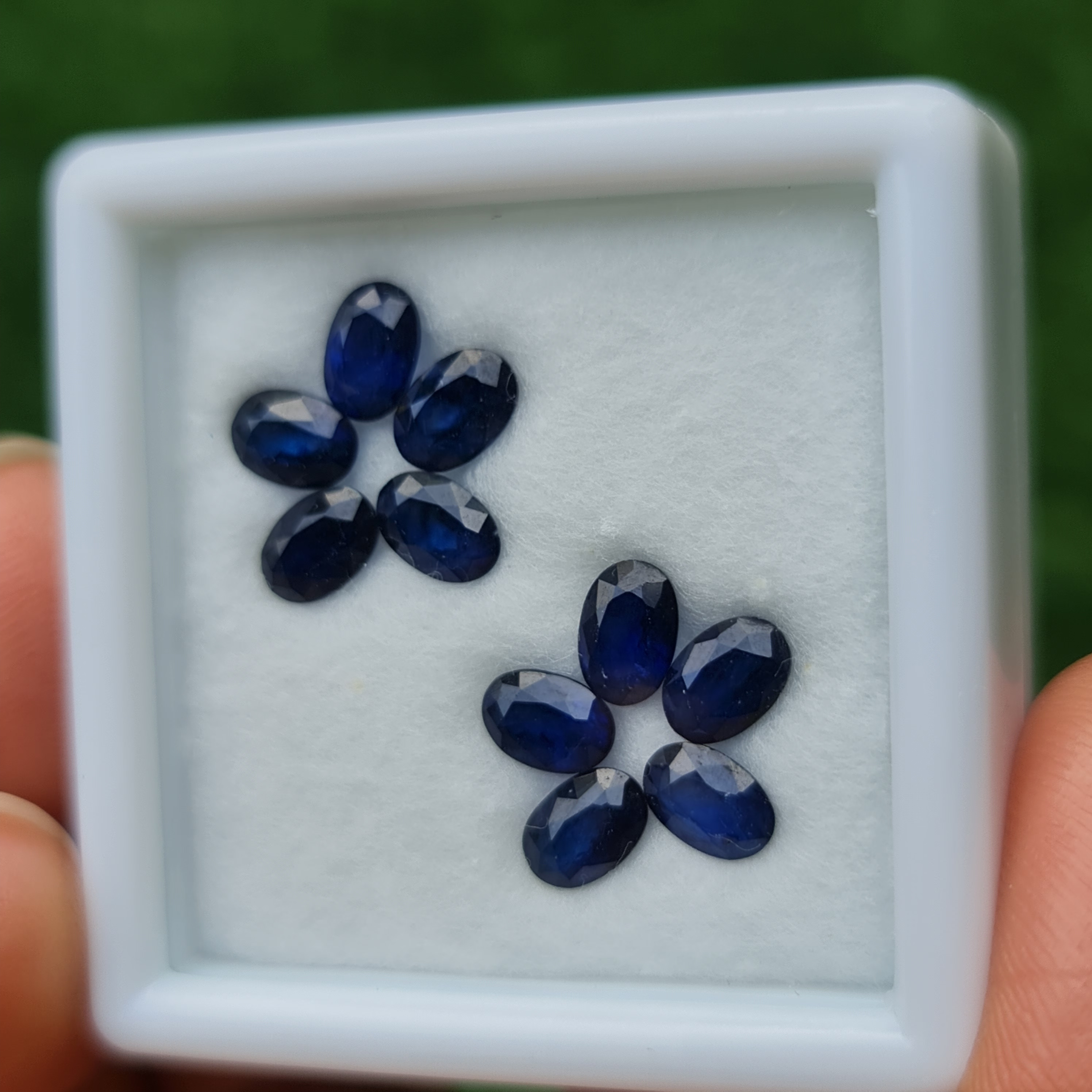 พลอย ไพลิน blue sapphire 6.27 กะรัต (Cts.) 10 เม็ด (Pcs.) พลอยแท้ อัญมณีมงคลประจําวันเกิด เครื่องประดับพลอย