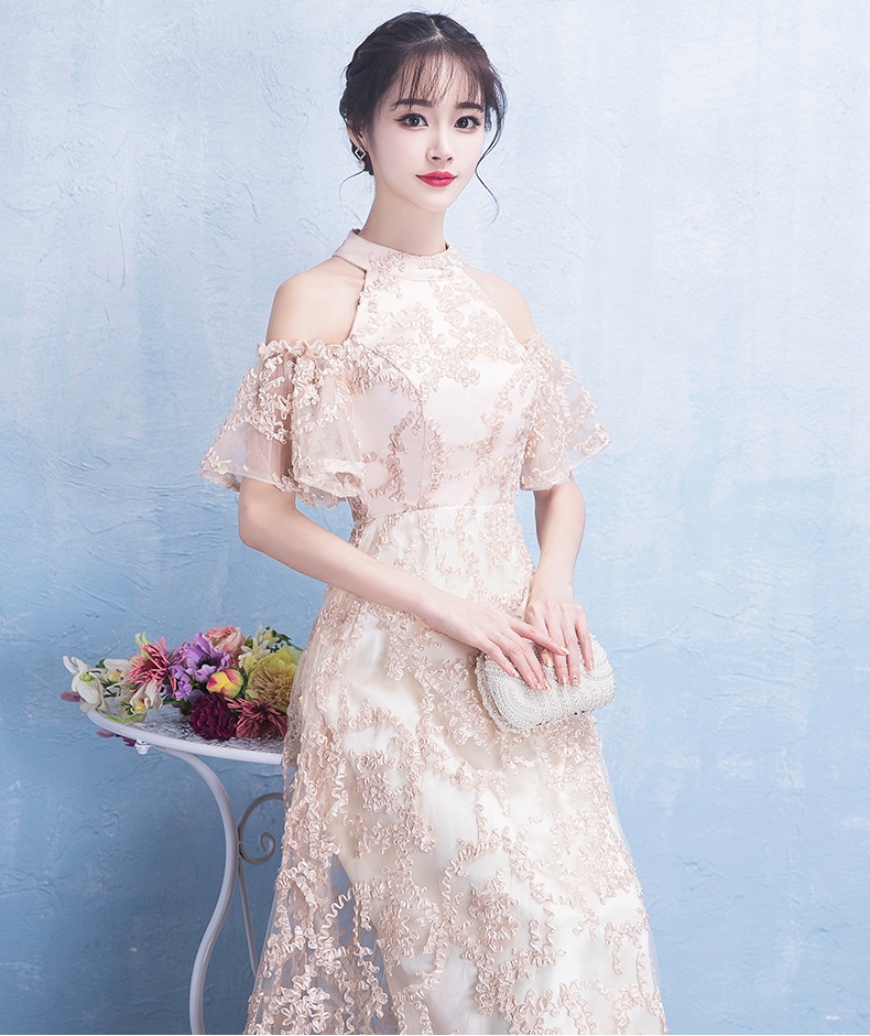 Pre-order ชุดราตรียาวคล้องคอระบายแขน ปักดิ้นเป็นลาย สวยหรู ซิปหลัง