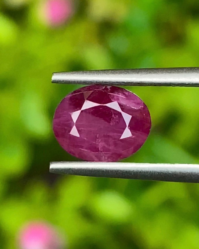 พลอย ทับทิม พม่า (Burmese Ruby Sapphire) 1.74 กะรัต พลอยแท้ อัญมณีมงคลประจําวันเกิด เครื่องประดับพลอย