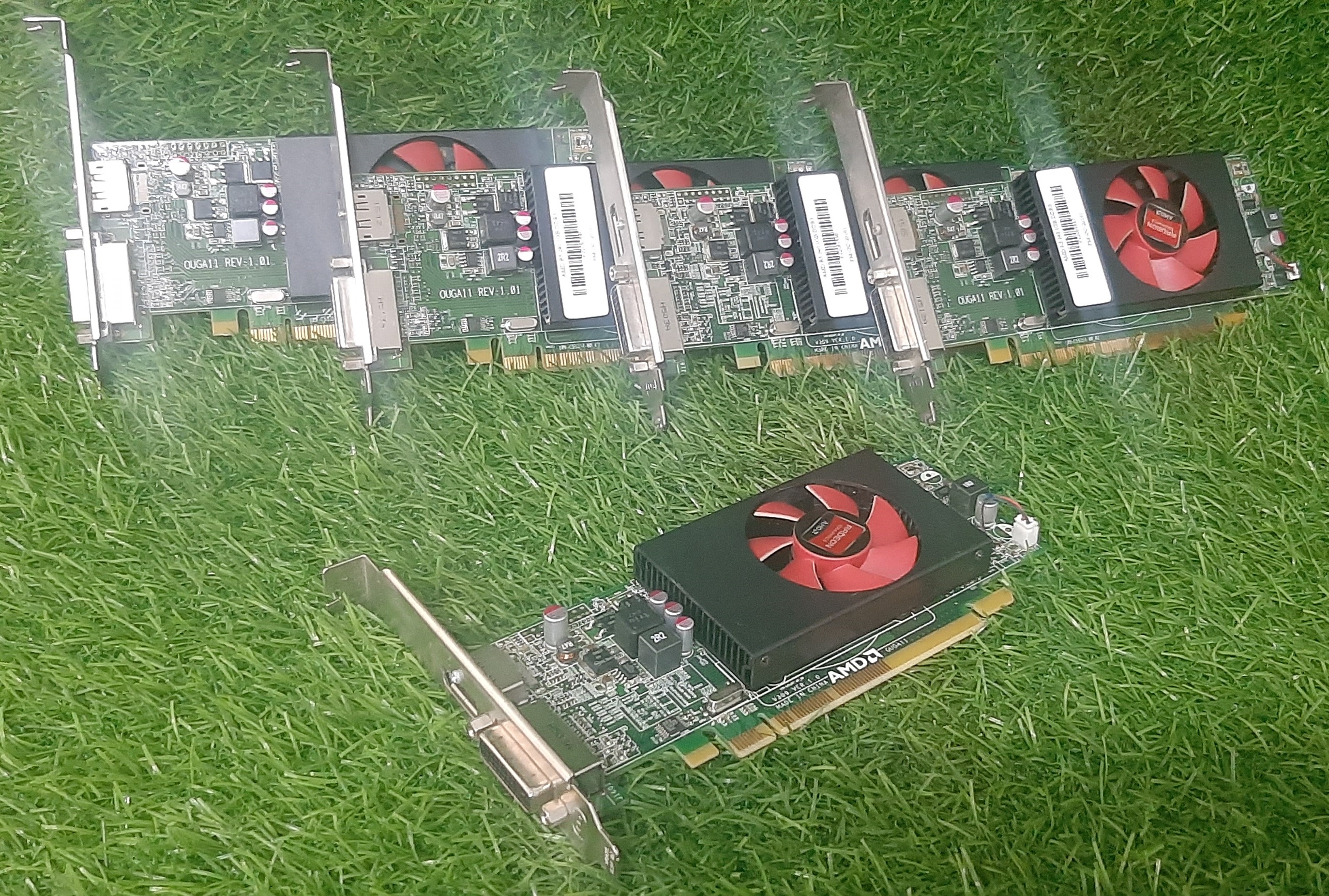 การ์ดจอมือสองสภาพดี ประกันร้าน 1 เดือน AMD R5 240 1GB DDR3 เล่มเกมส์ได้ ราคาดี
