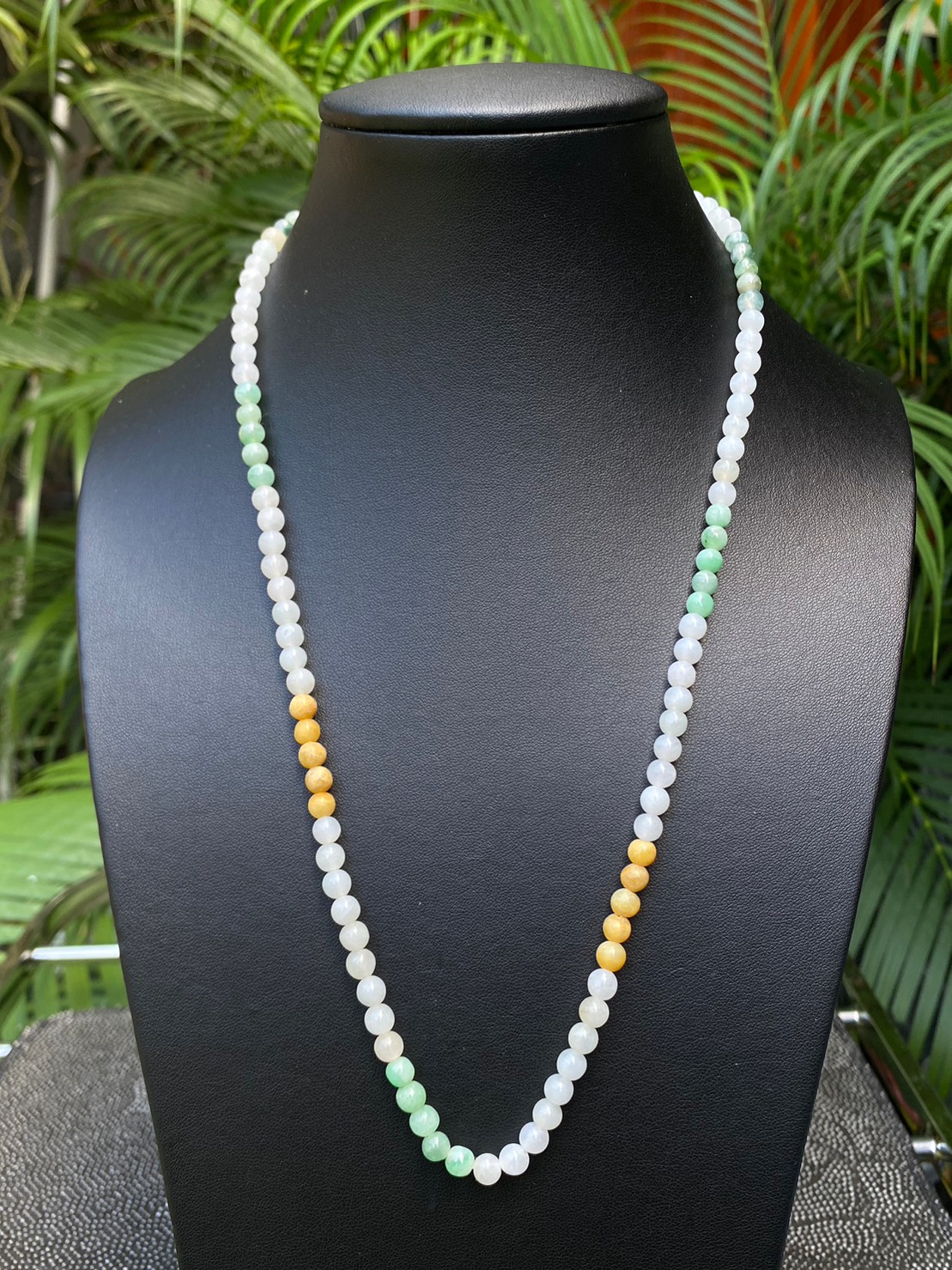 สร้อยคอหยก 3 สี (3 Type Jadeite Necklace) ดิบ ไม่ผ่านการปรับปรุง (Type A) พม่า (Myanmar) หยก พม่า แท้ Jade