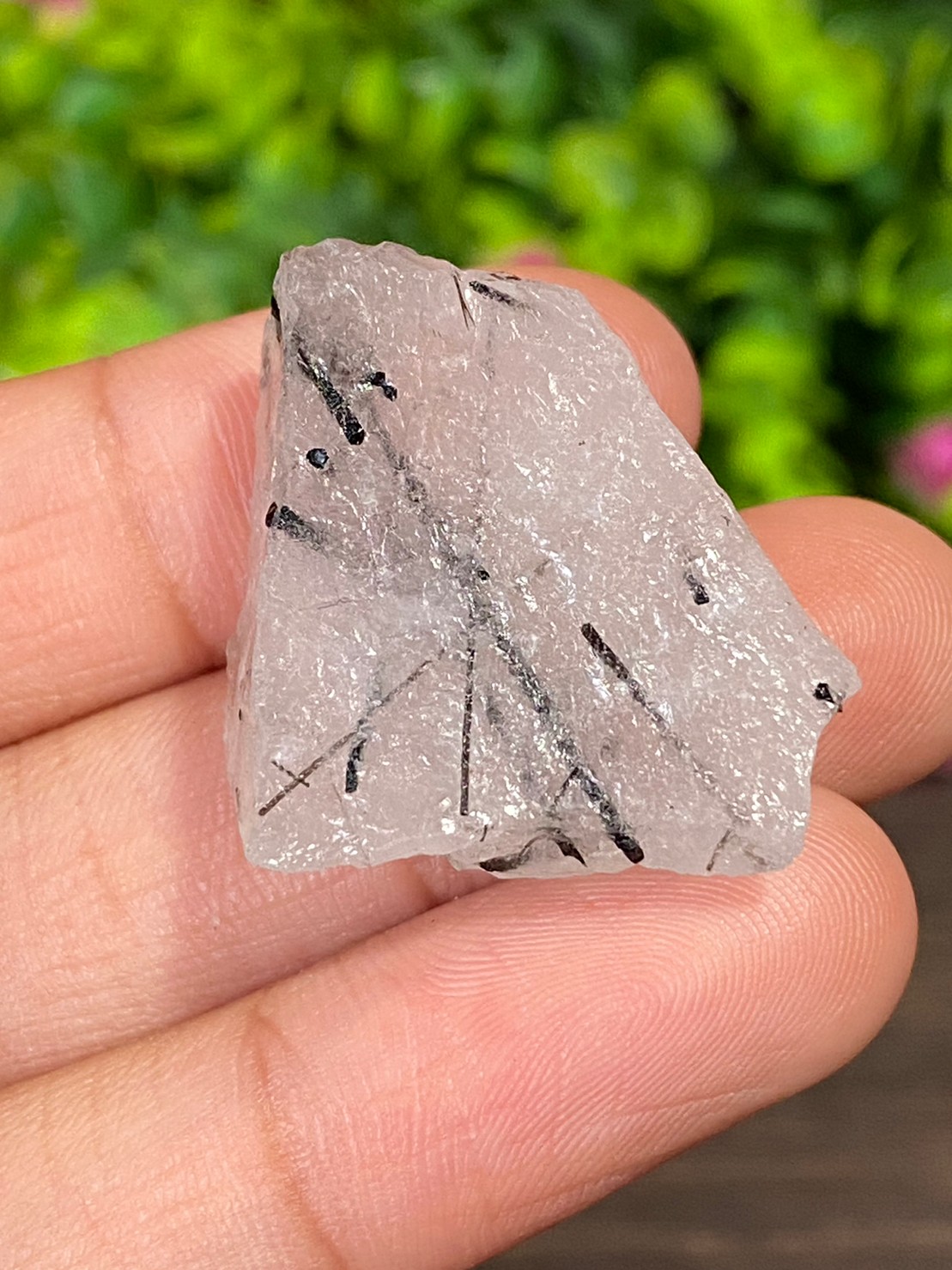 ก้อน ไหมดำ ควอตซ์ แก้วขนเหล็ก Black Rutilated Quartz Rough 57.22 กะรัต Cts. พลอยแท้ อัญมณีมงคลประจําวันเกิด เครื่องประดับพลอย