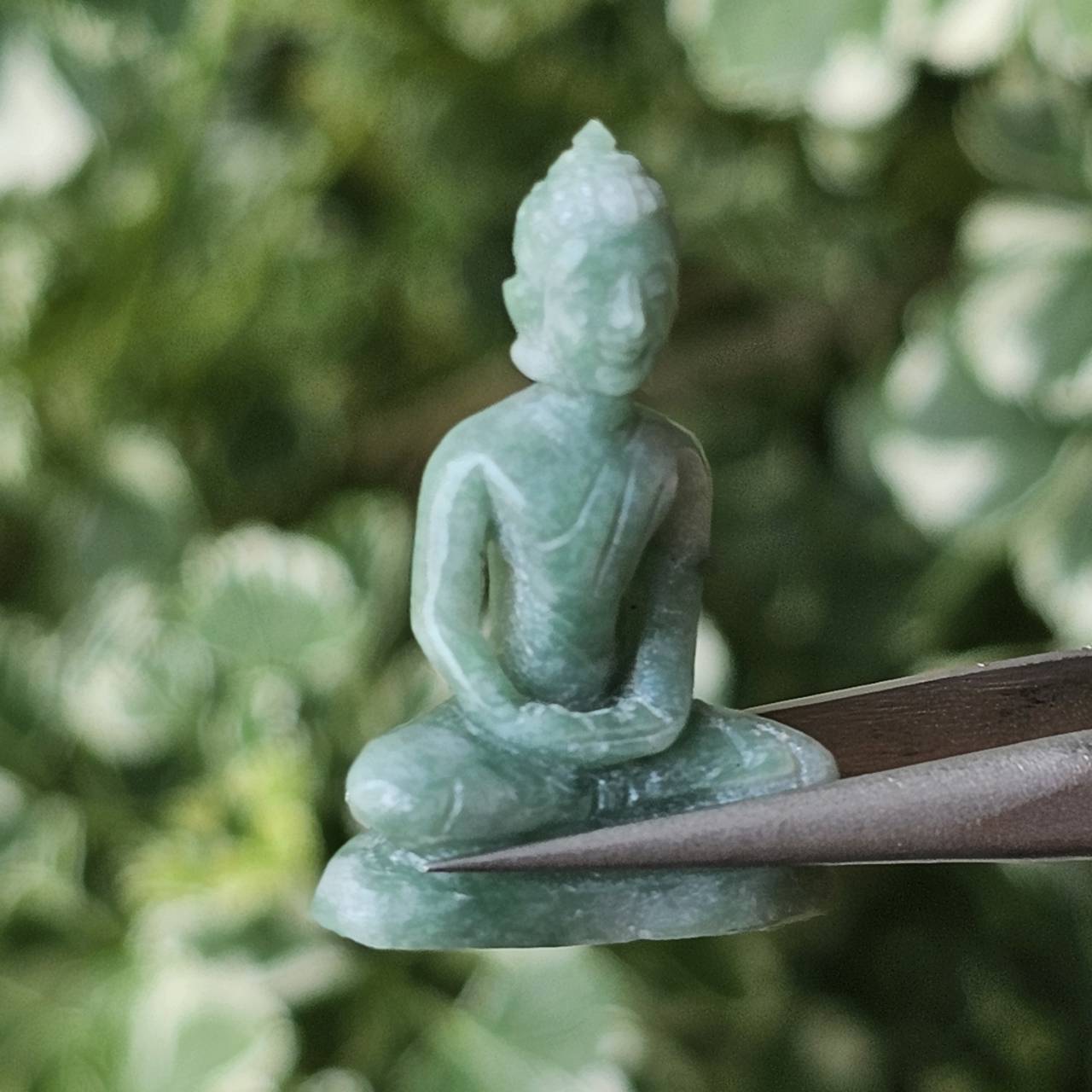 หยก แกะสลัก รูป พระ (Burmese jadeite) 18.9 กะรัต (cts.) หยก พม่า แท้