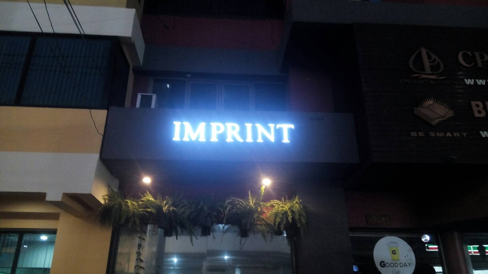 ป้ายไฟออกหน้า IMPRINT