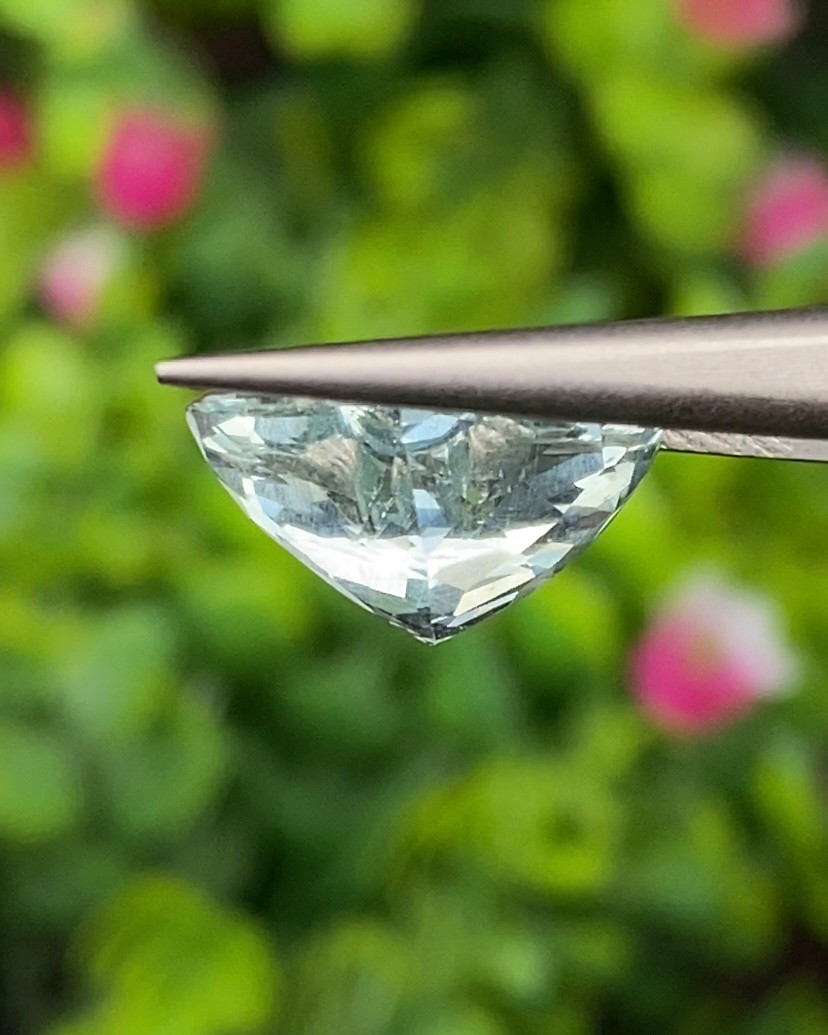 พลอย อความารีน Aquamarine 6.06 กะรัต (Cts.) พลอยแท้ อัญมณีมงคลประจําวันเกิด เครื่องประดับพลอย