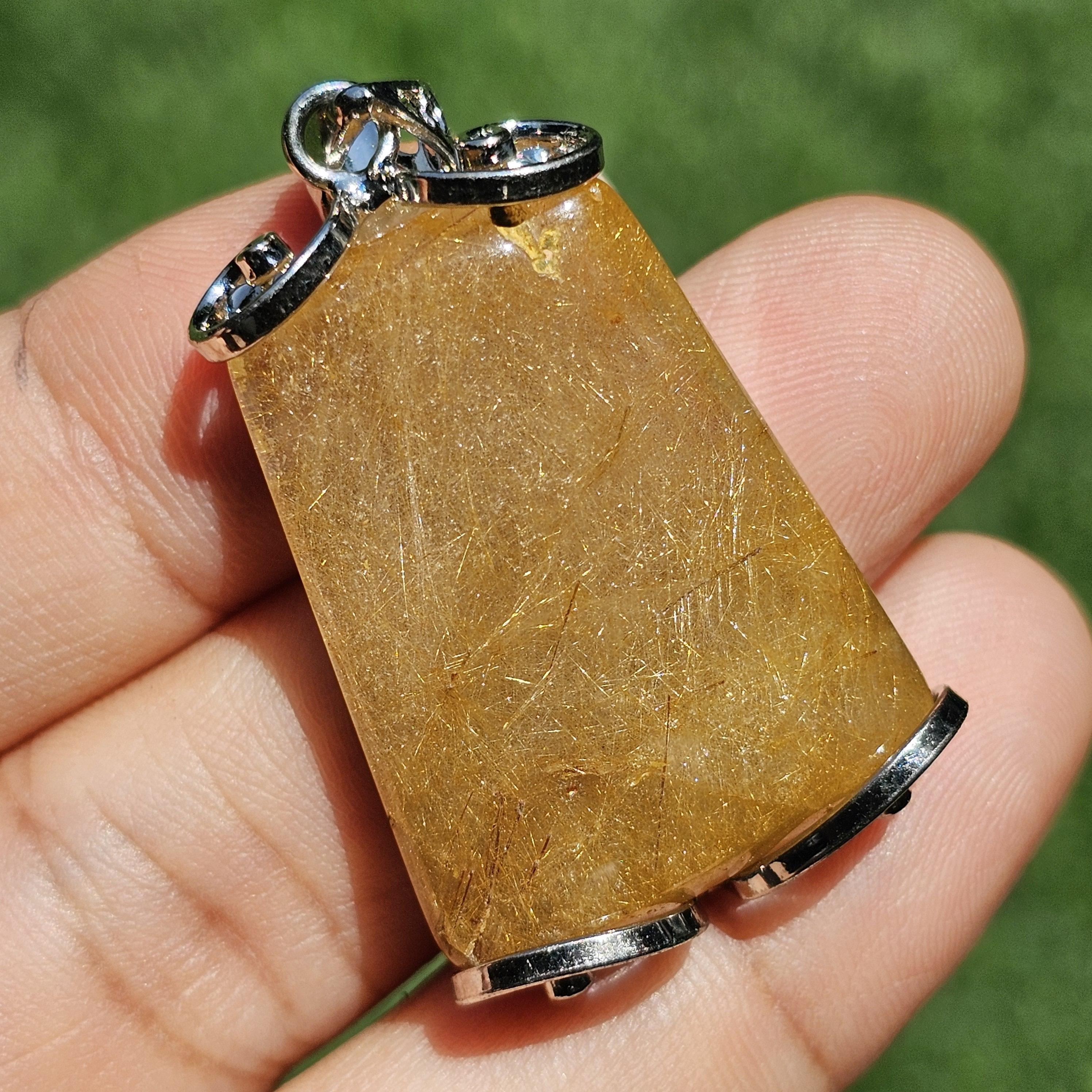 จี้ไหมทอง (Golden Rutilated Quartz) 52.98 กะรัต Cts. พลอยแท้ อัญมณีมงคลประจําวันเกิด เครื่องประดับพลอย
