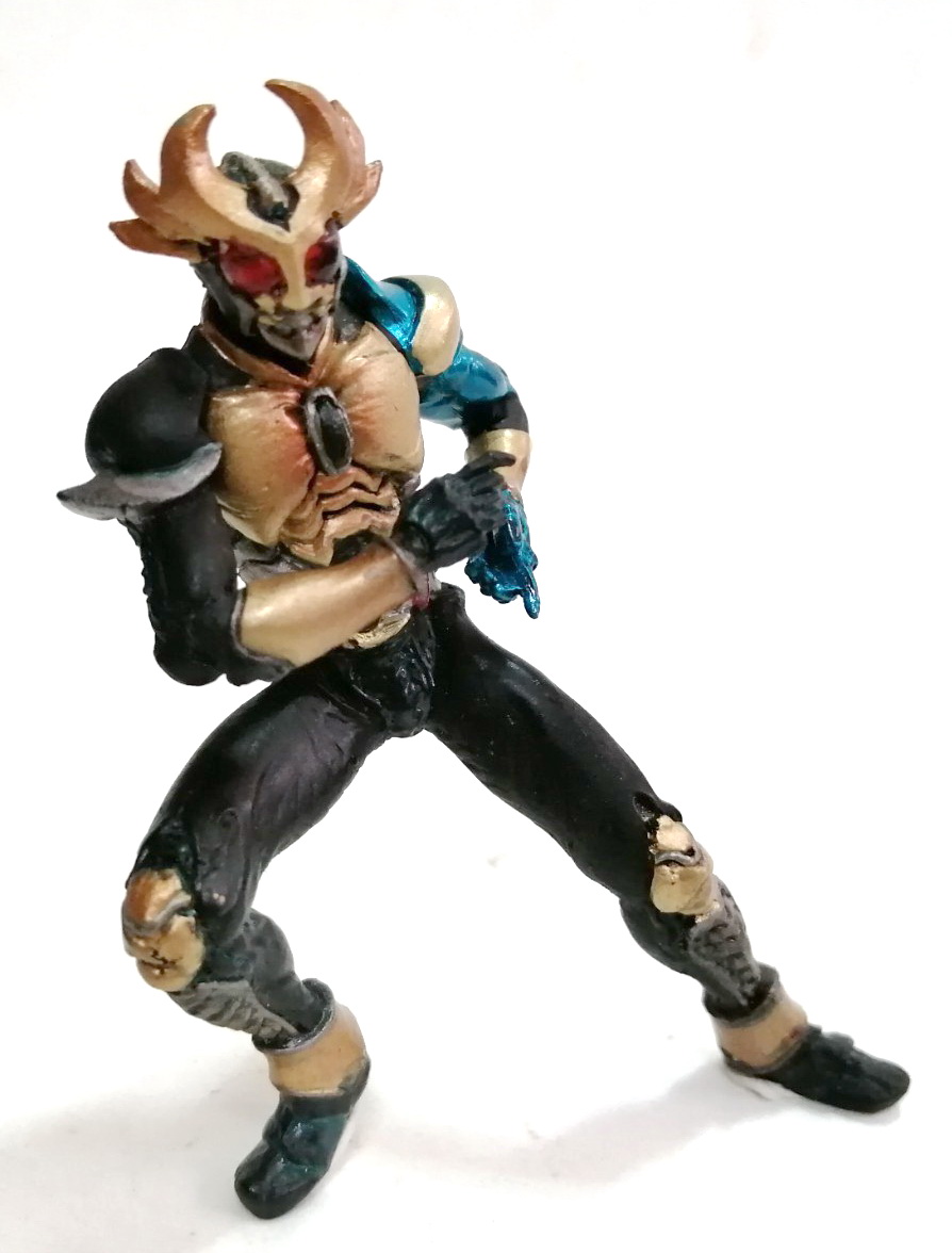 ของเล่น ของสะสม SIC shogon rider agito เอสไอซี โชกอน ไรเดอร์อากิโตะ ตัวนี้ขาดฐานและอาวุธ แต่สภาพดี สูง 10 ซม.