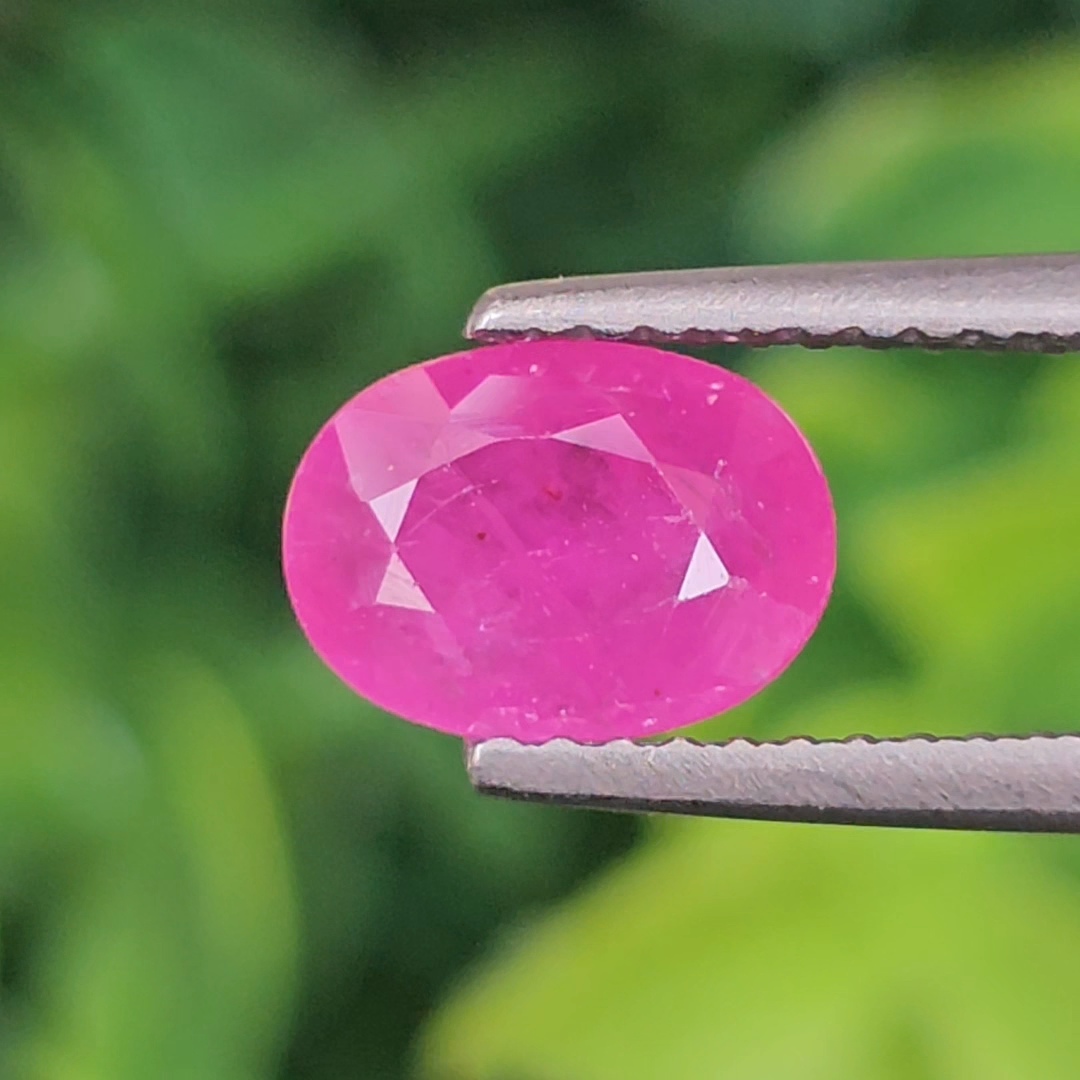 พลอย ชมพู พิ้ง แซฟไฟร์ Pink Sapphire 1.14 กะรัต (Cts.) พลอยแท้ อัญมณีมงคลประจําวันเกิด เครื่องประดับพลอย