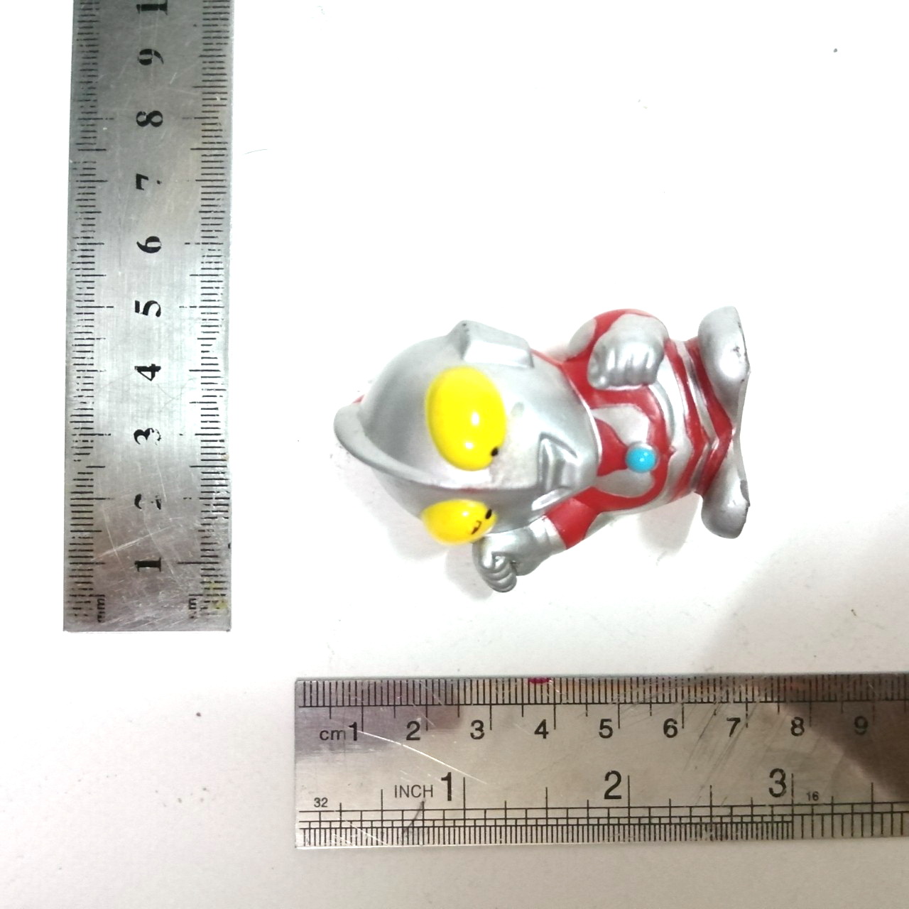 ตุ่น SD อุลตร้าแมน 2.5 นิ้ว ขนาดตามรูป ***มีรอยสีถลอก