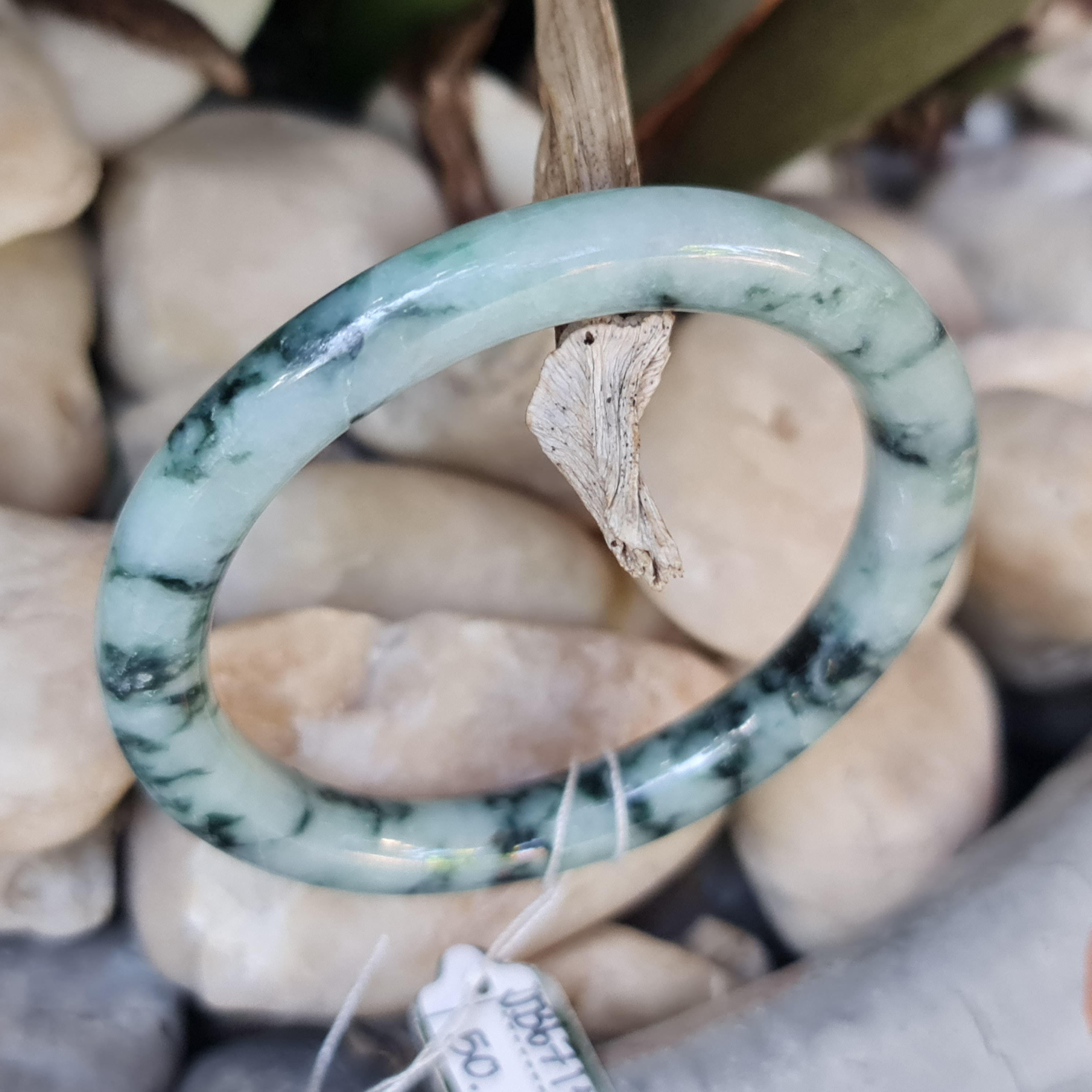 JB6711151 หยก พม่า แท้ Jade กำไลหยก 50.7 มม. (Jadeite bracelet) พม่า (Myanmar)