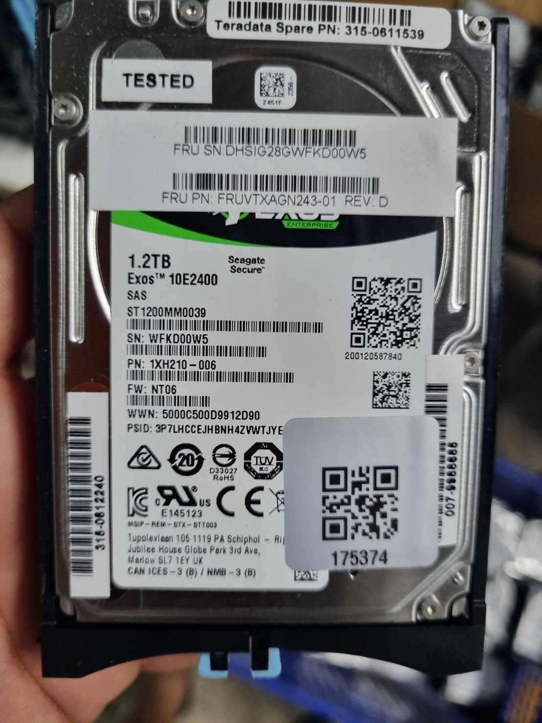 Seagate Exos 10E2400 1.2TB 10K RPM 512n SAS 12Gb/s 2.5-Inch มี 32 ลูก สภาพดีมาก ๆ เหมือนใหม่