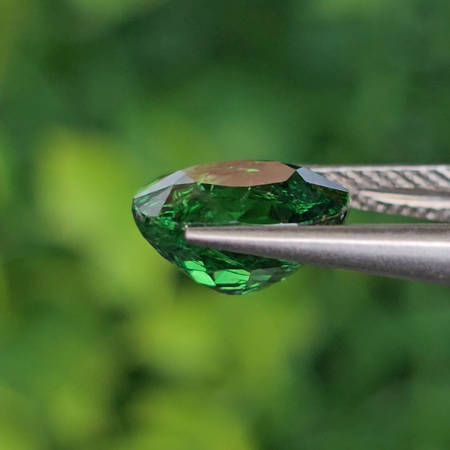 พลอย ซาโวไรท์ Tsavorite Garnet 2.98 กะรัต (Cts.) ดิบ Unheated อัญมณีมงคลประจําวันเกิด เครื่องประดับพลอย