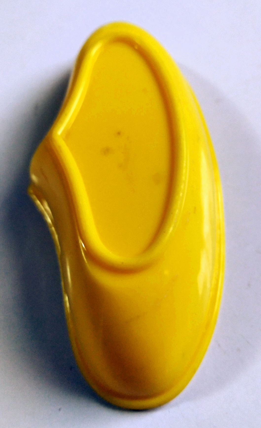 ของสะสม ถ้วยน้ำจิ้ม ของแถมพรีเมี่ยมจาก ซอสชูรส แม้กกี้ ถ้วยเป็ยรูปโลโก้ของแมกกี้ เก่าเก็บตามสภาพ ของสะสมหายากแล้ว