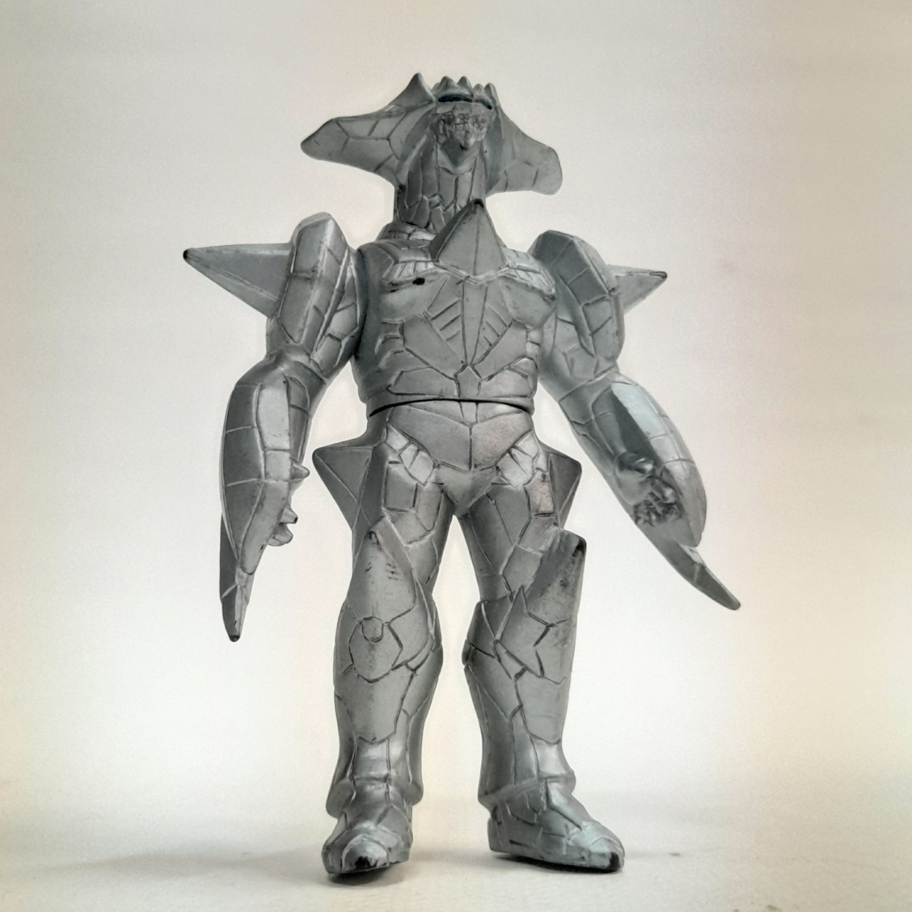 มีหลายภาพ,ซอฟ 3.5-4นิ้ว สัตว์ประหลาดโกแซม จากอุลตร้าแมนเมบิอุส มือสองสภาพดี มีรอยบ้าง ไม่พบบ่อย ค่อนข้างหายาก