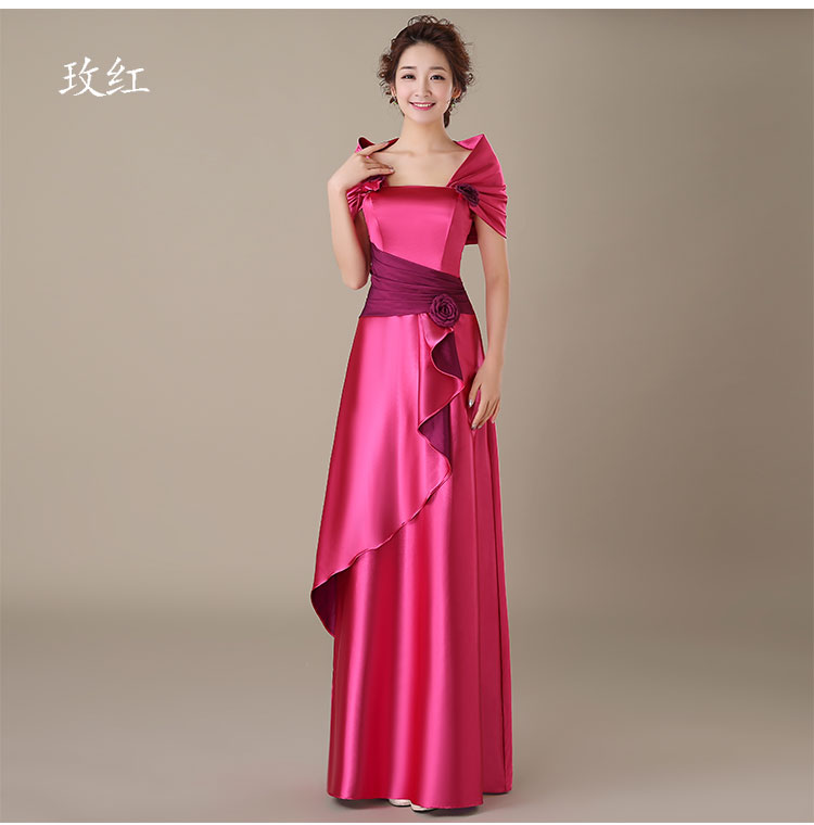 Pre-order ชุดราตรียาว ปิดไหล่ แต่งดอกกุหลาบ จับจีบสวย ผ้าซาติน ซิปหลัง มีไซส์ใหญ่