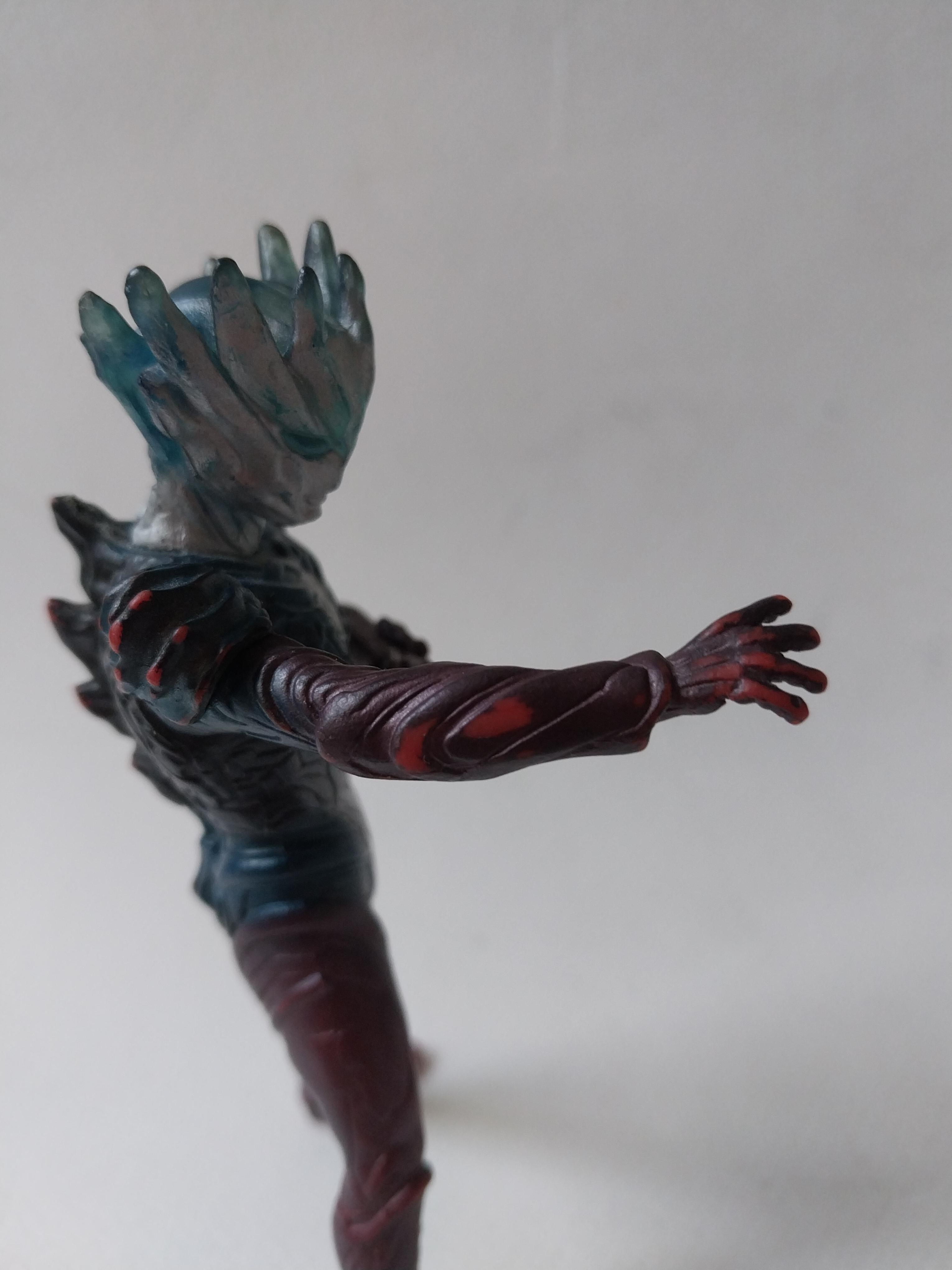 ฟิกเกอร์ ยางตัน ขนาดตามรูป งานจีน อุลตร้าแมนซาก้า ร่างรวม อุลตร้าแมนไดน่า, ซีโร่ และ คอสมอส สภาพดี มีรอยถลอกบ้าง